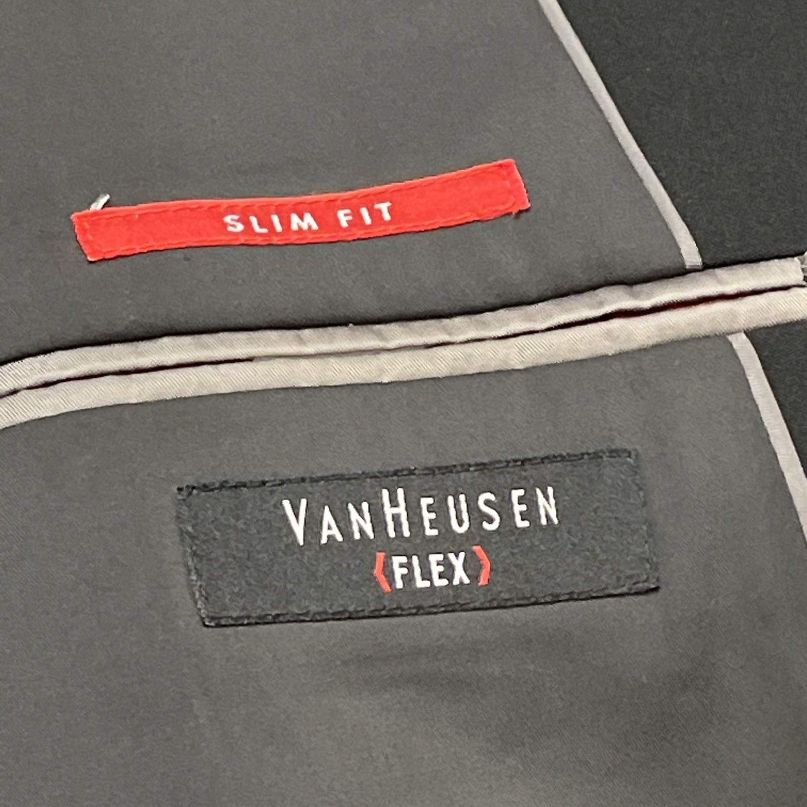 Van Heusen Blazer Mens 48R Black Jacket Sports Coat Slim Fit Office Career Event
