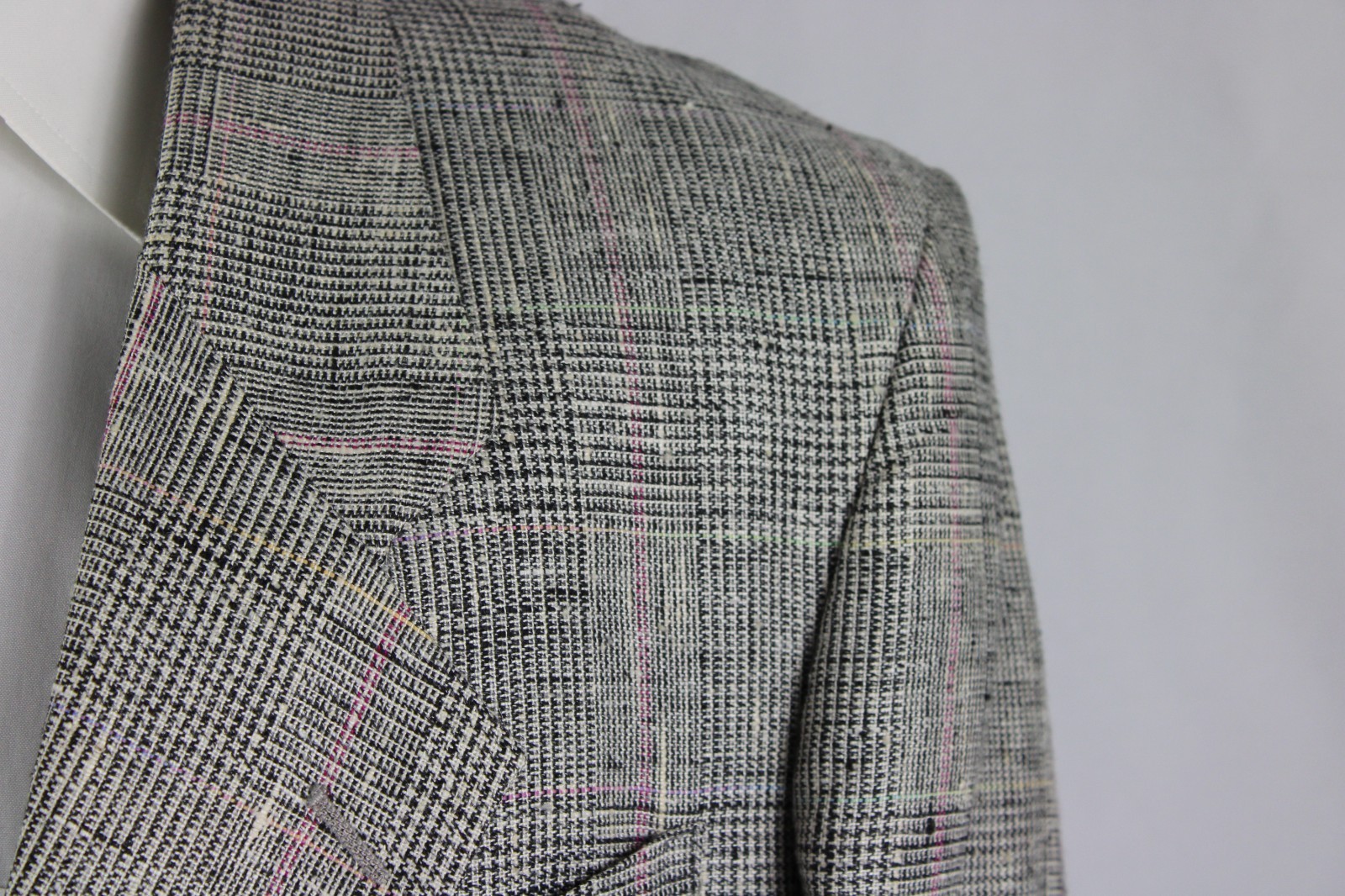 Cabrini Mens Sport Coat 40R Black White Plaid 2 Button Ventless Vintage Made USA