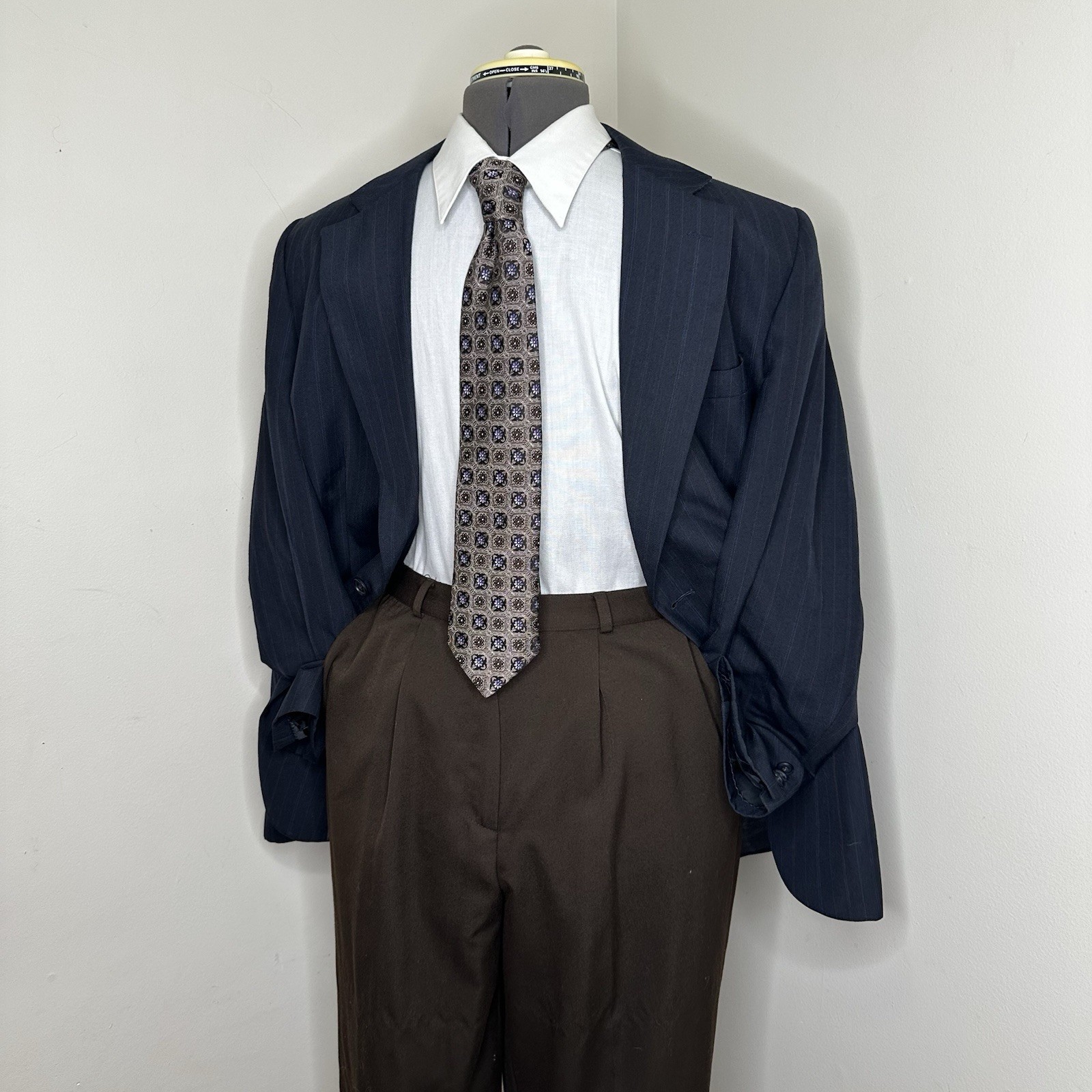 Towncraft Mens 43R 47″ Blazer Sport Coat Suit Jacket Navy Blue Striped 2 Button