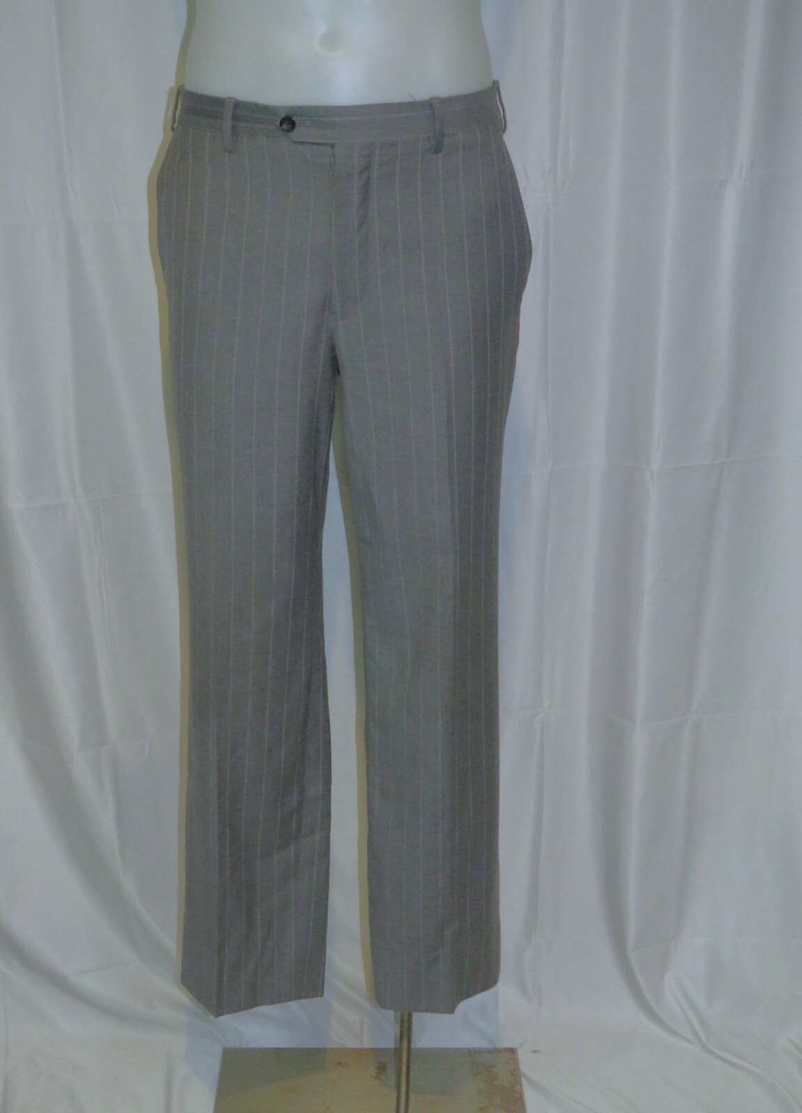 Brooks Brothers 1818 Fitzgerald Vitale VBC Pale Gray Striped Two Button Suit 40R
