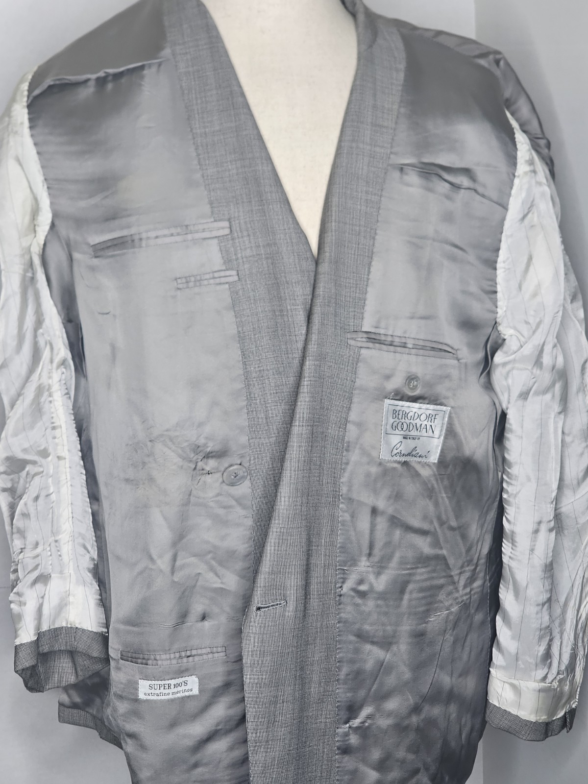 Corneliani 54 EU 44R Gray Birdseye Double Breasted Wool Suit Italy 2PC Super 100