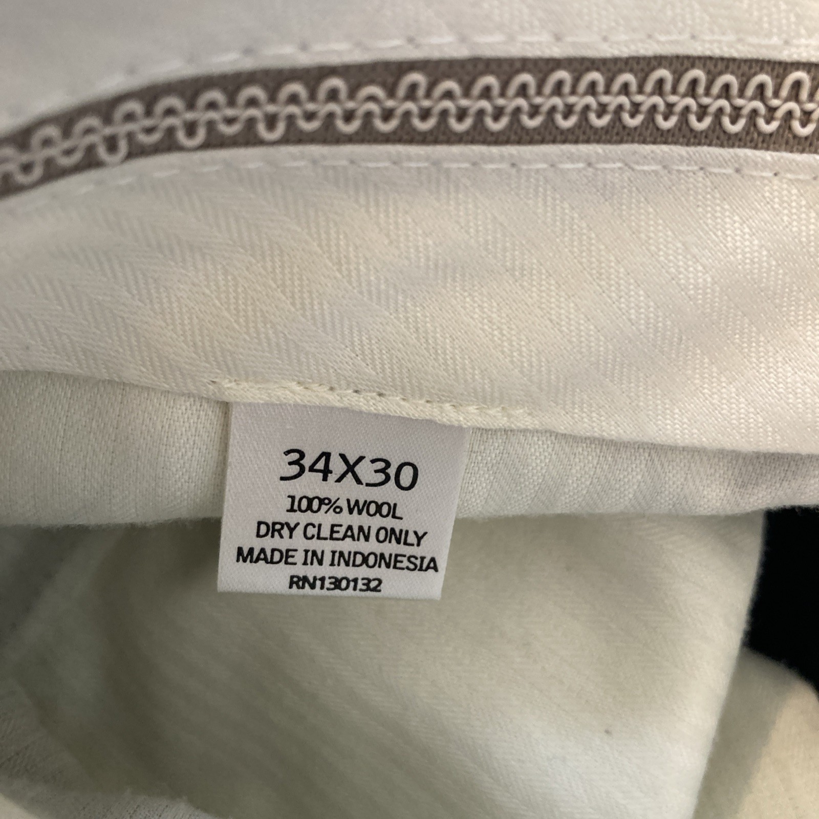 Austin Reed Signature 100% Wool Navy Mens 34×30 Suit Dress Pants Cuffed Hem