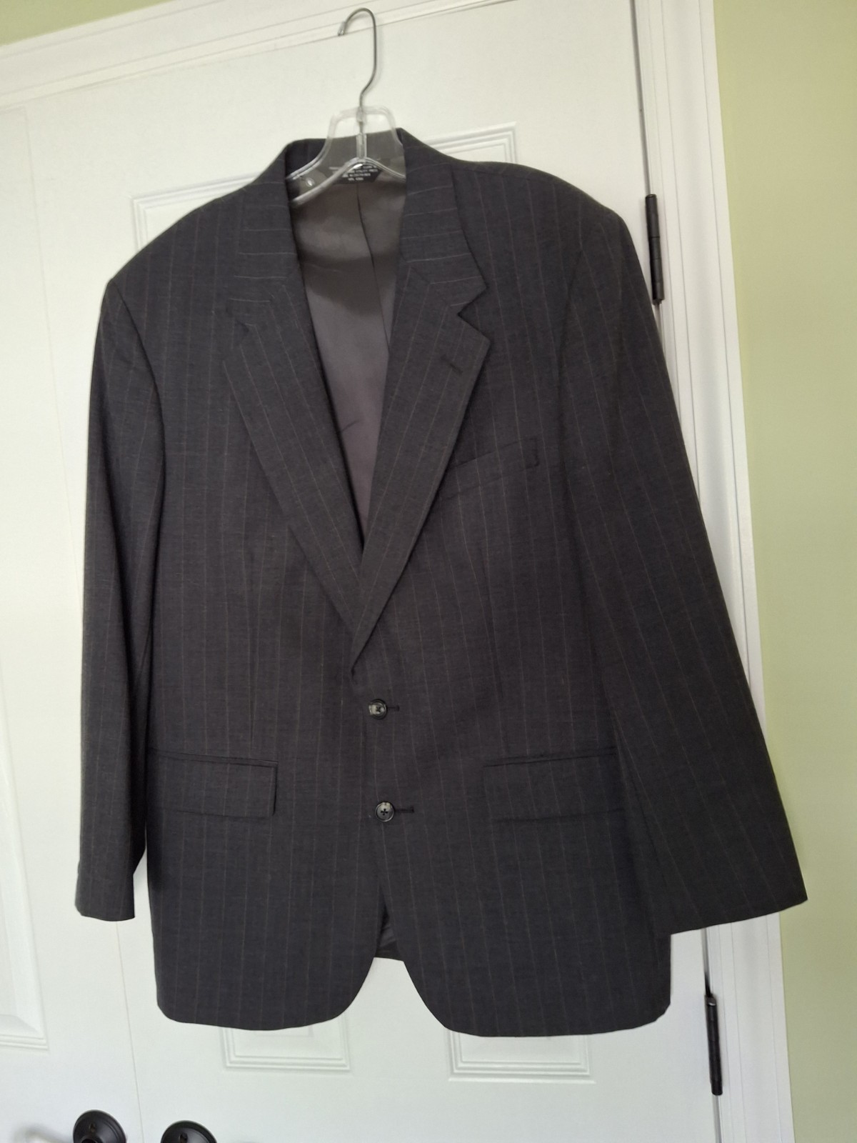 Men’s Charcoal Gray Blazer Vintage See Photos for Measurements 42R ( – Estimate)