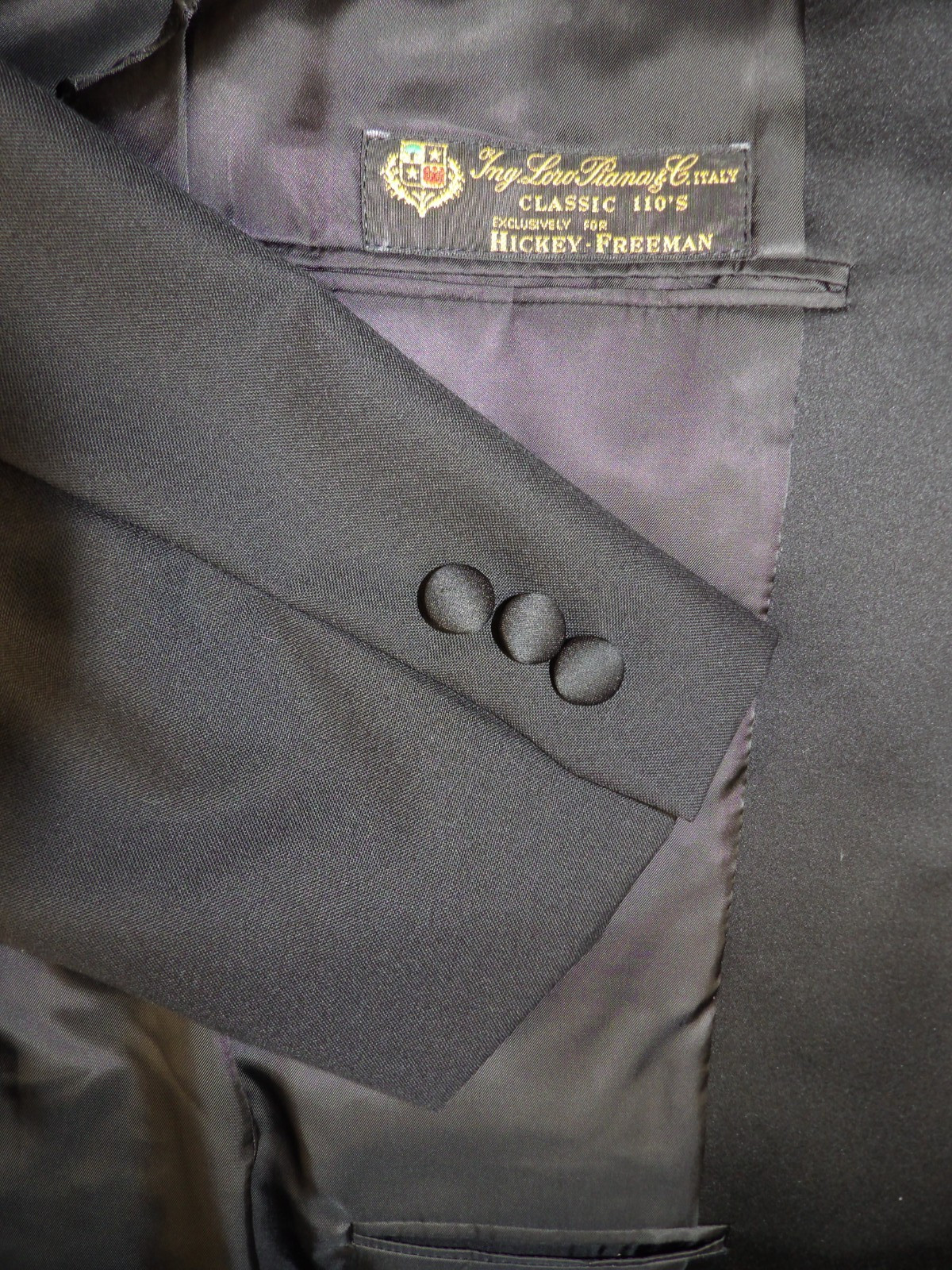 Hickey Freeman Tuxedo 38 / 39s 35 X 29.5 Black Ing Loro Piana 110’S Wool B8#10