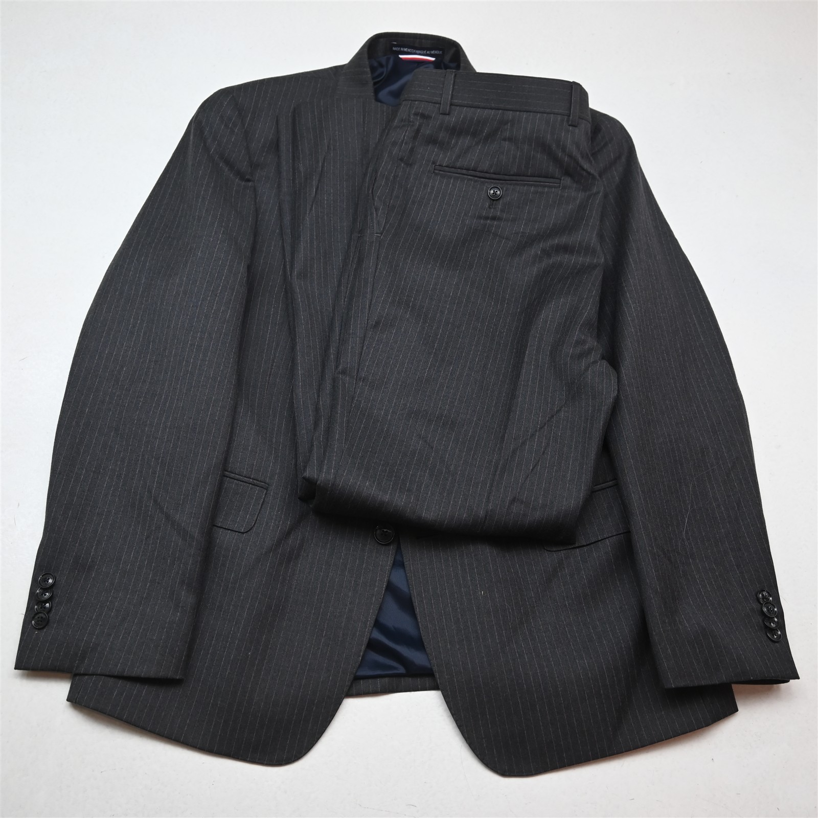 Tommy Hilfiger 40S 34×30 Gray Red Striped Wool Mens Jacket Pants Suit