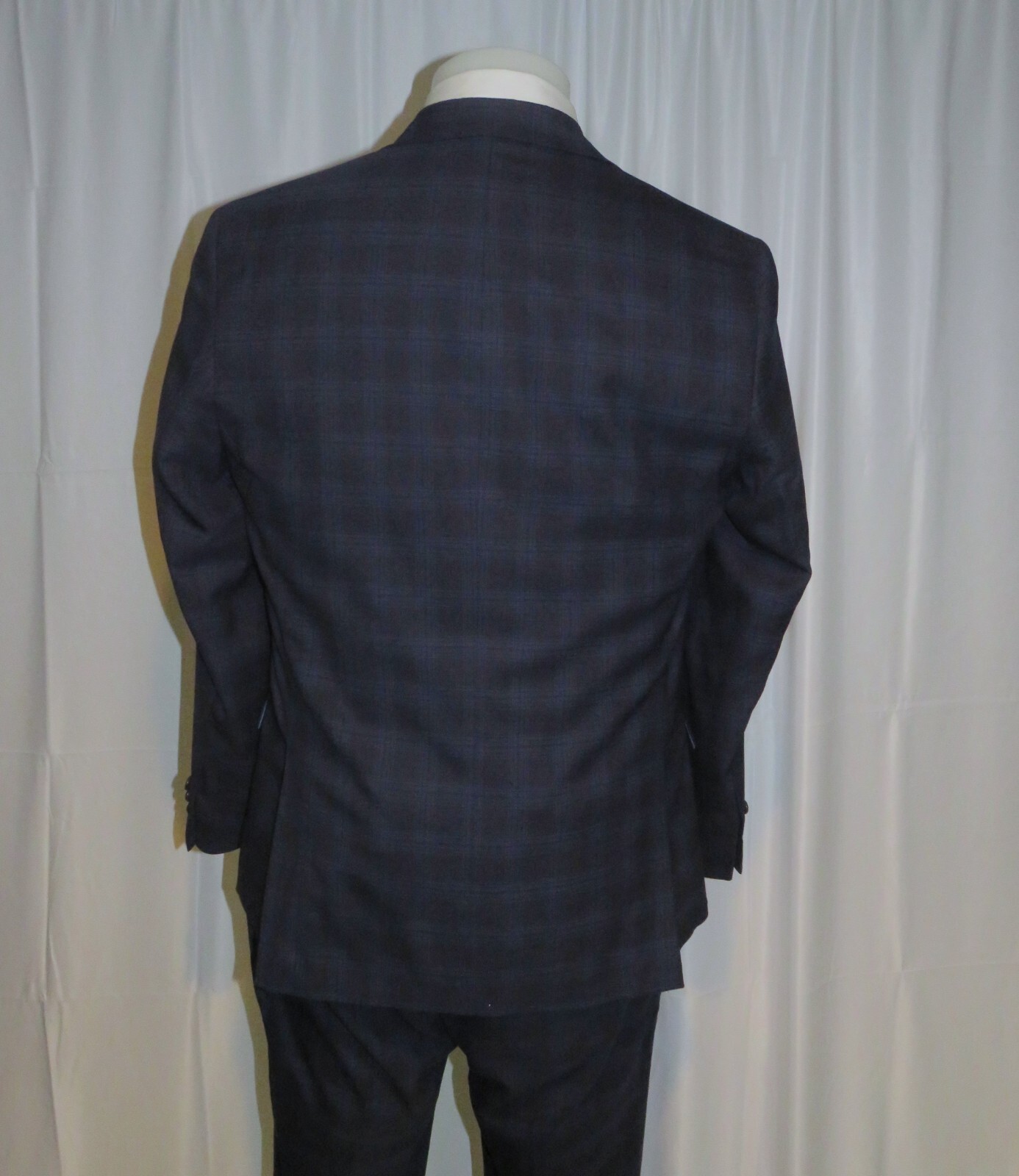 Charles Tyrwhitt Merino Wool Blue Plaid Two Button Suit 42R NWOT