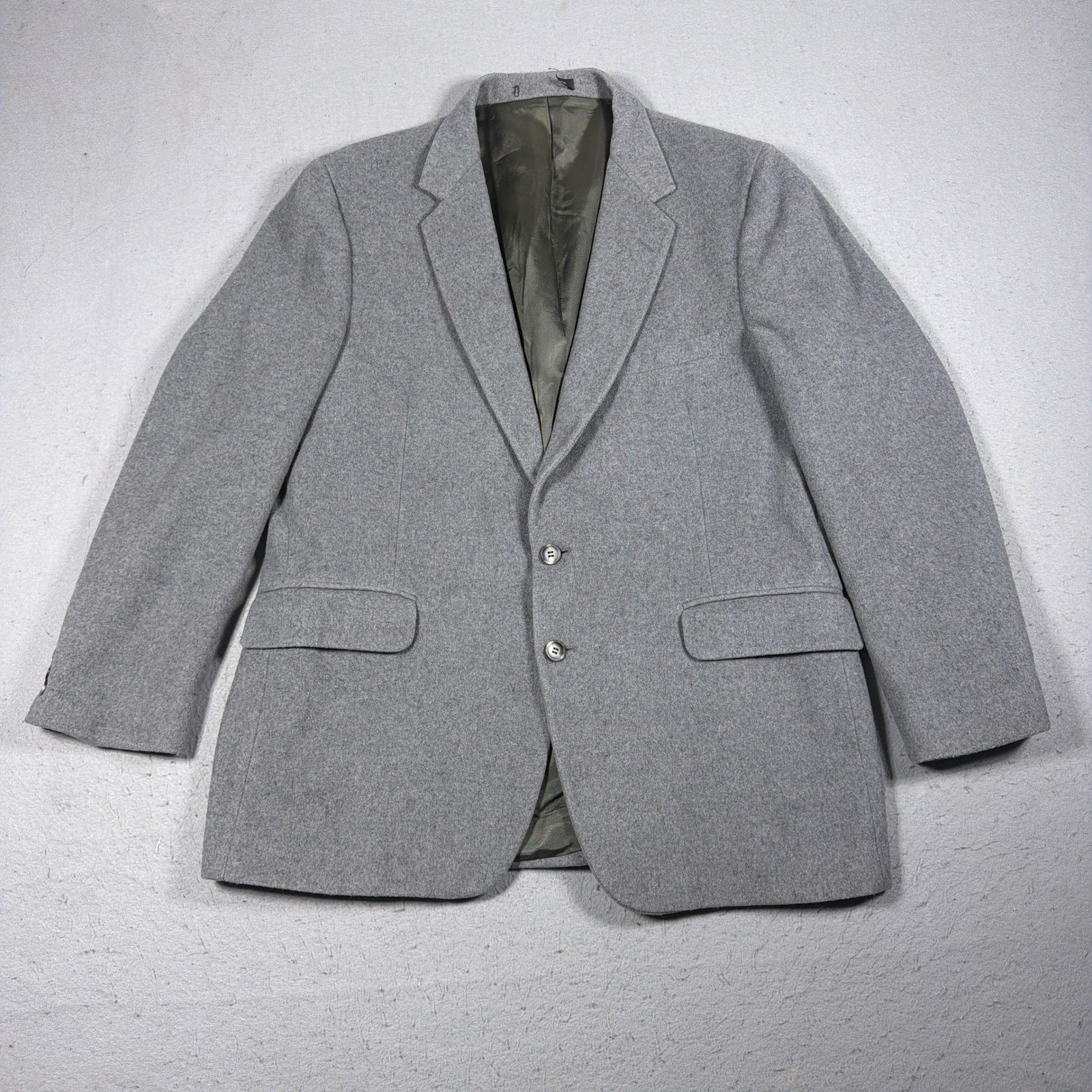 Luxury Italian Wool Cashmere Blend Sport Coat Men 44R Gray Quiet Tailored Blazer