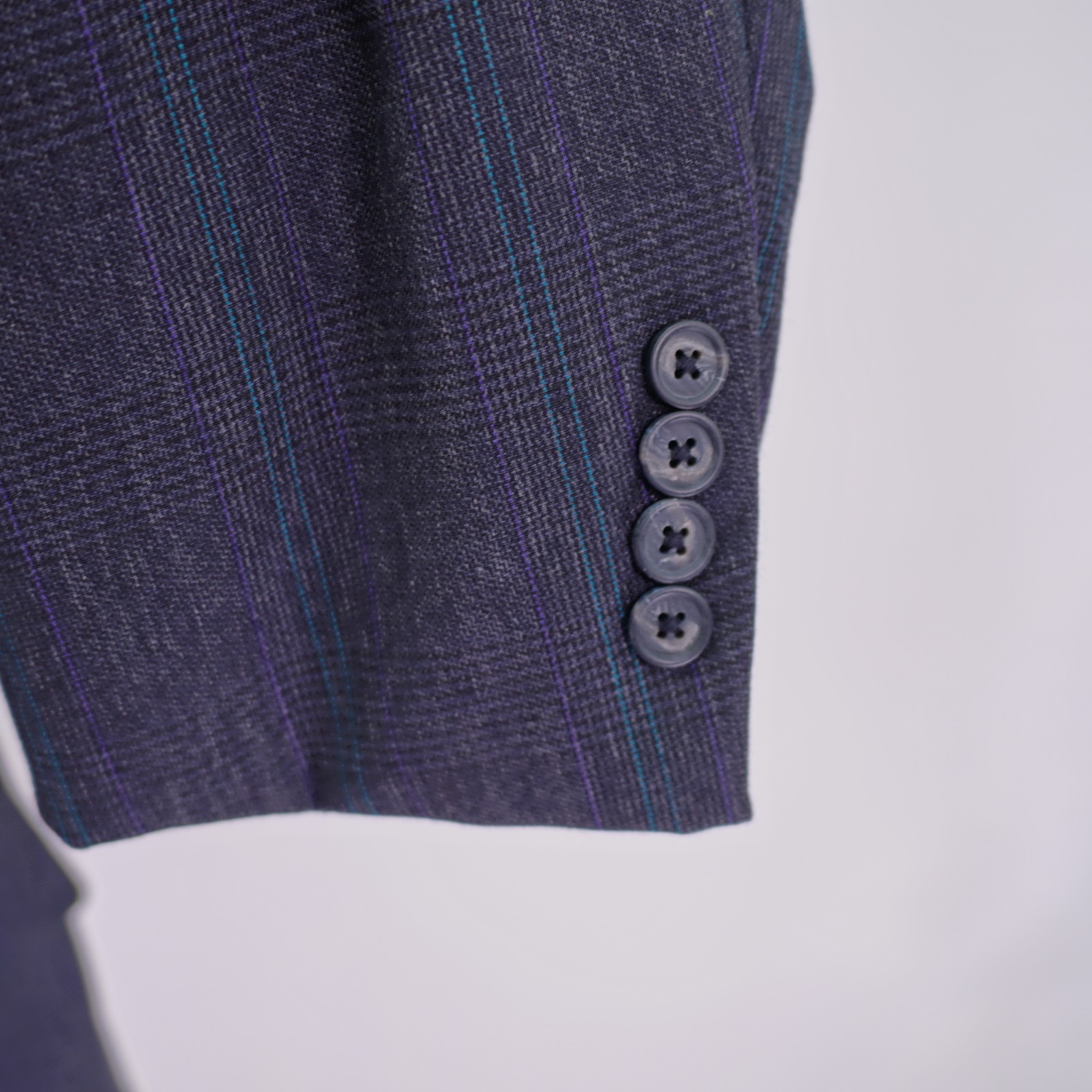 Tom James Thick Wool Gray Plaid W/ Purple Green Striped 2 Piece Suit 46L 44 / 32