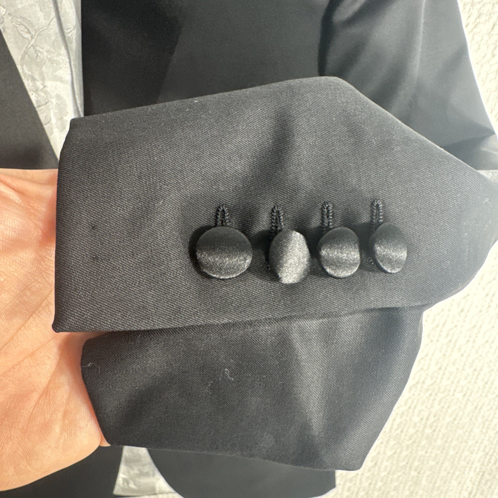 Tom James 36S Custom Slim Fit Black Tuxedo Surgeon Cuffs One 1 Button Peak Lapel