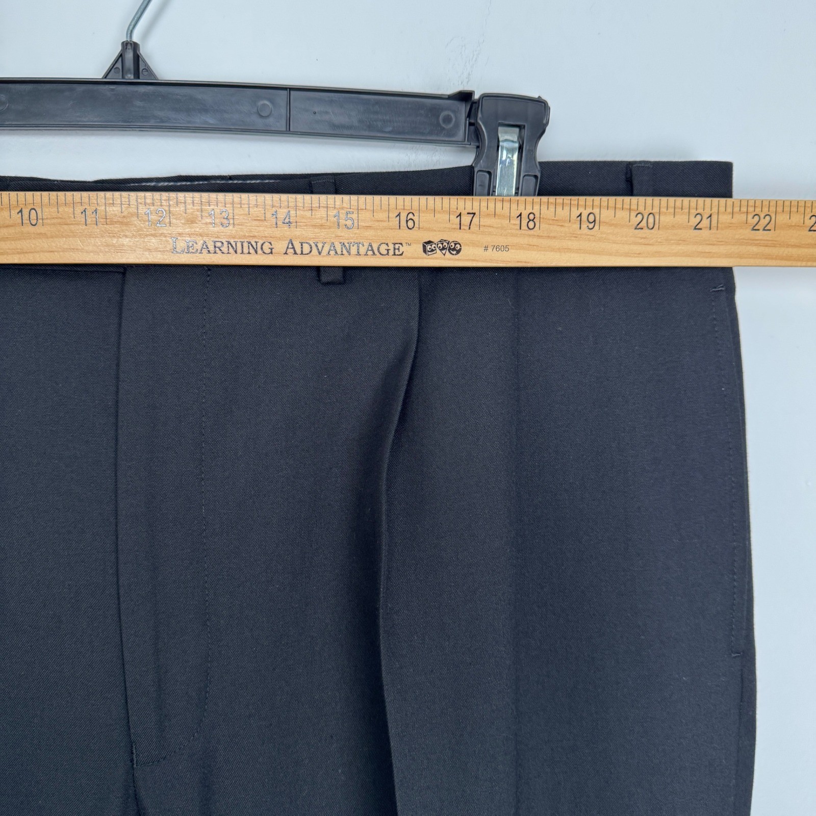 Lauren Ralph Lauren Mens Black Pleated Cuffed Dress Pants 42W x 32L Washable