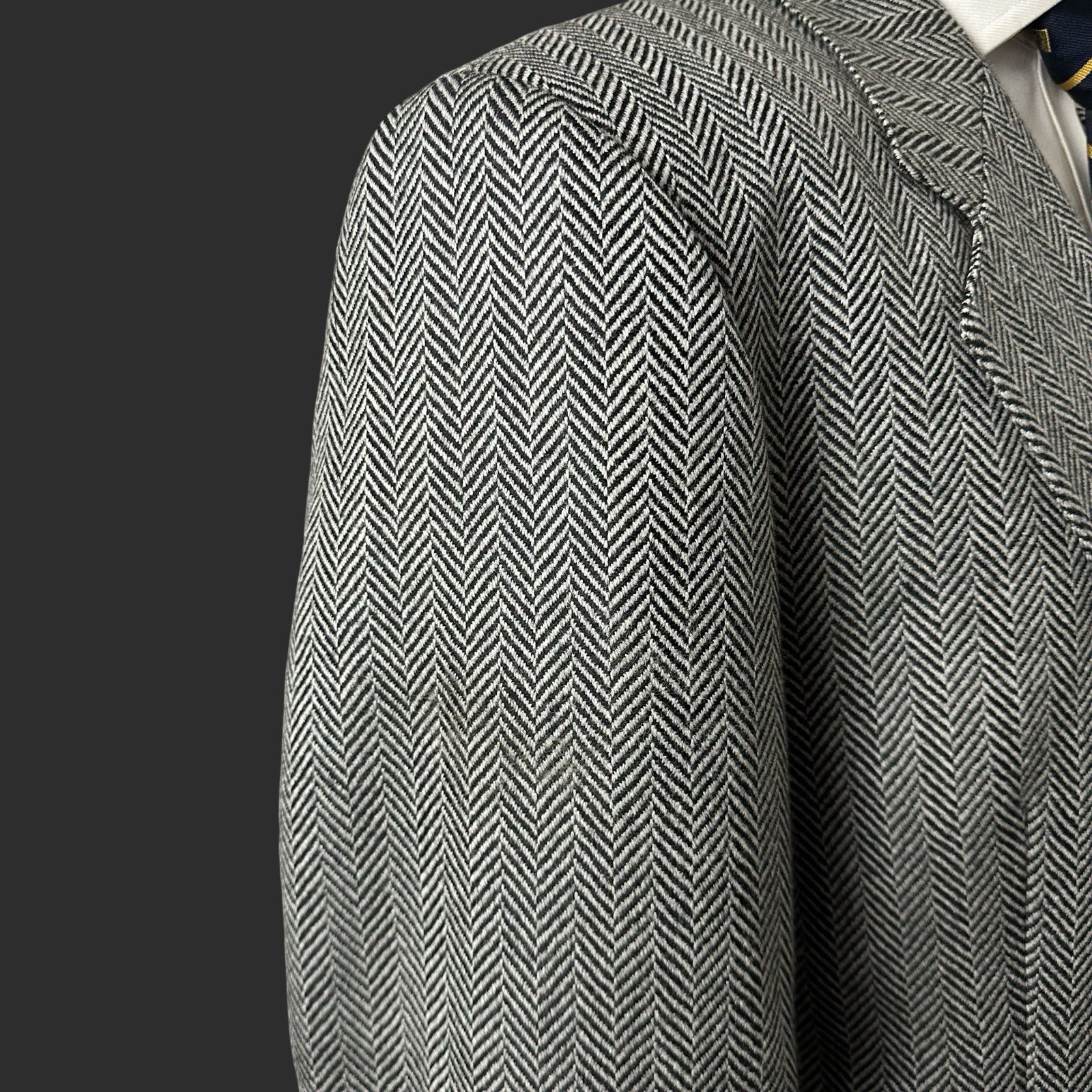 Westbury Tweed Jacket Blazer 38R Mens Herringbone Wool Patch Pocket Sport Coat