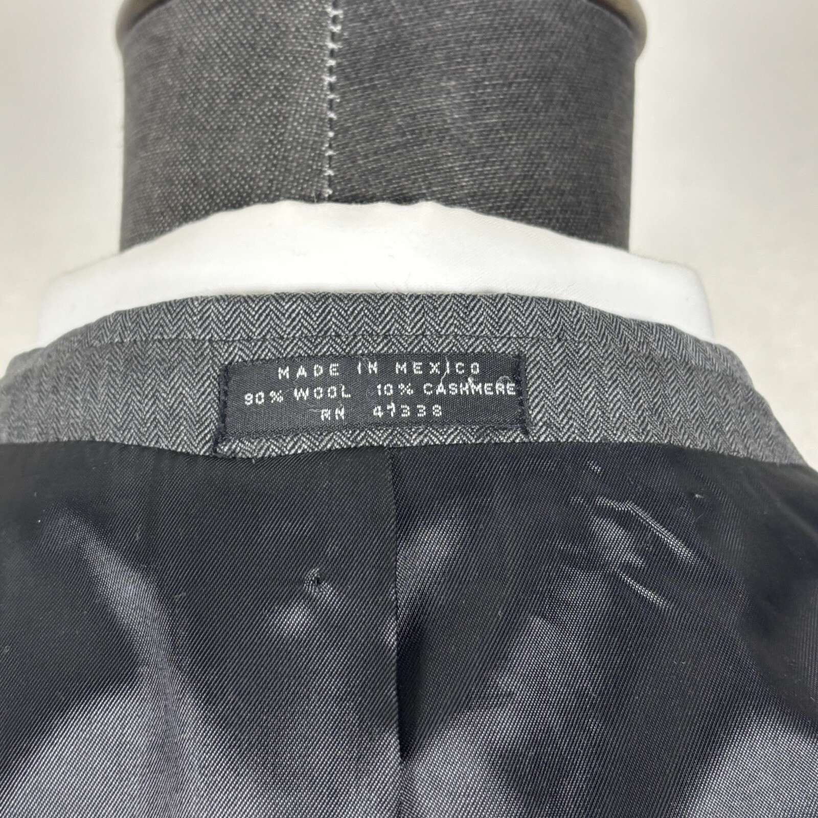 Jones New York Blazer Jacket Mens 44S Solid Gray Three Button Wool Cashmere