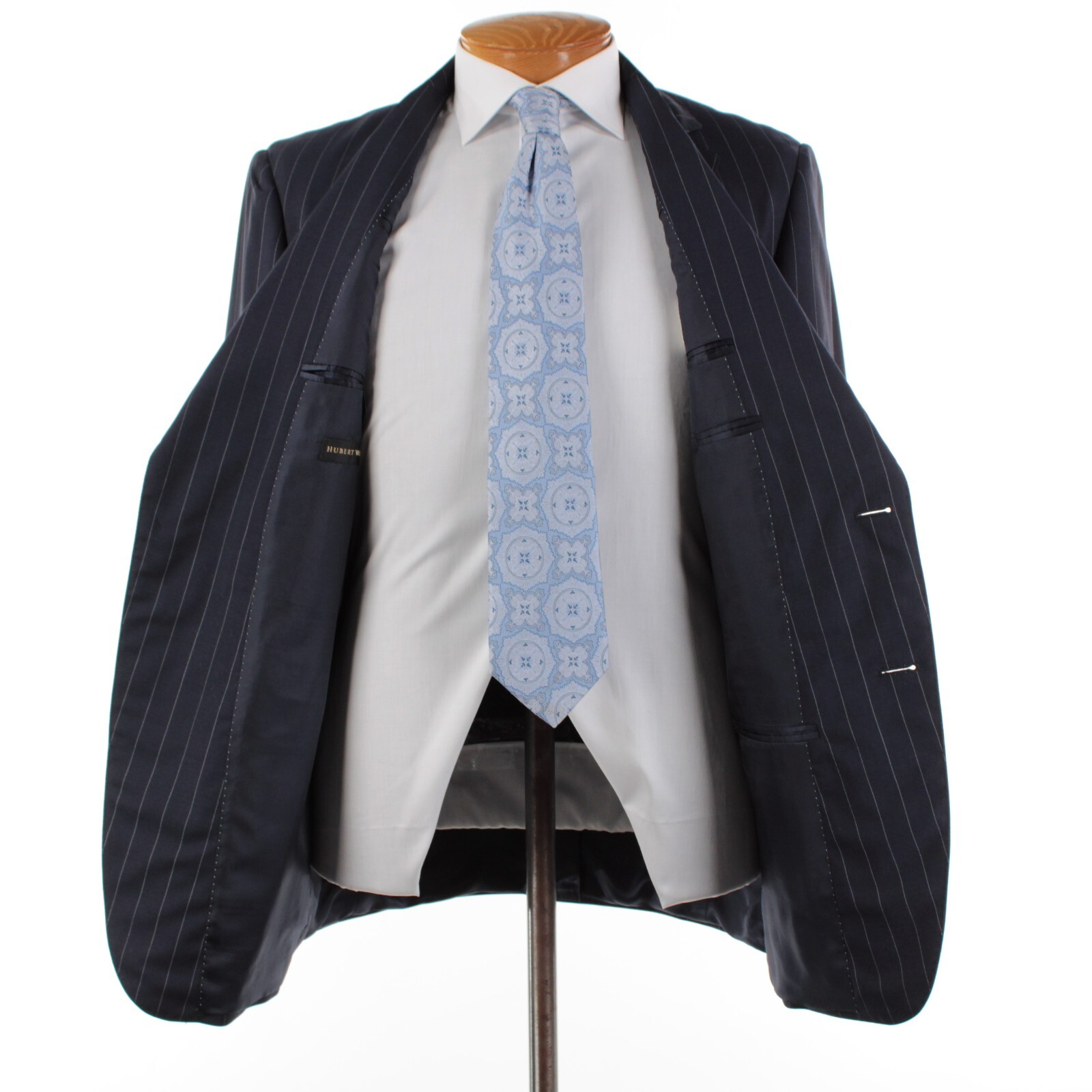Samuelsohn Wool / Cashmere Blend Two Piece Suit Size 41R US In Blue Pinstripe