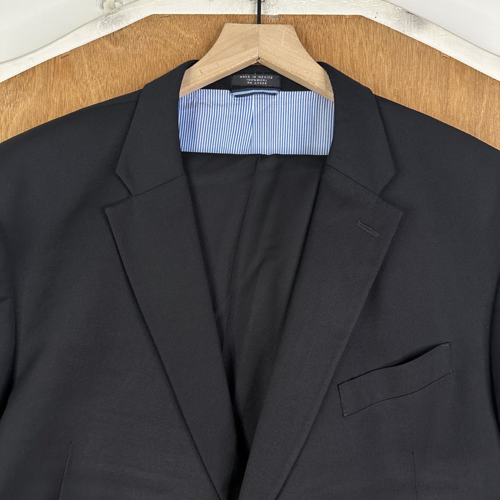 Tommy Hilfiger Suit Mens 48R Black Solid 2 Button 100% Wool Pants 40×28 Flat