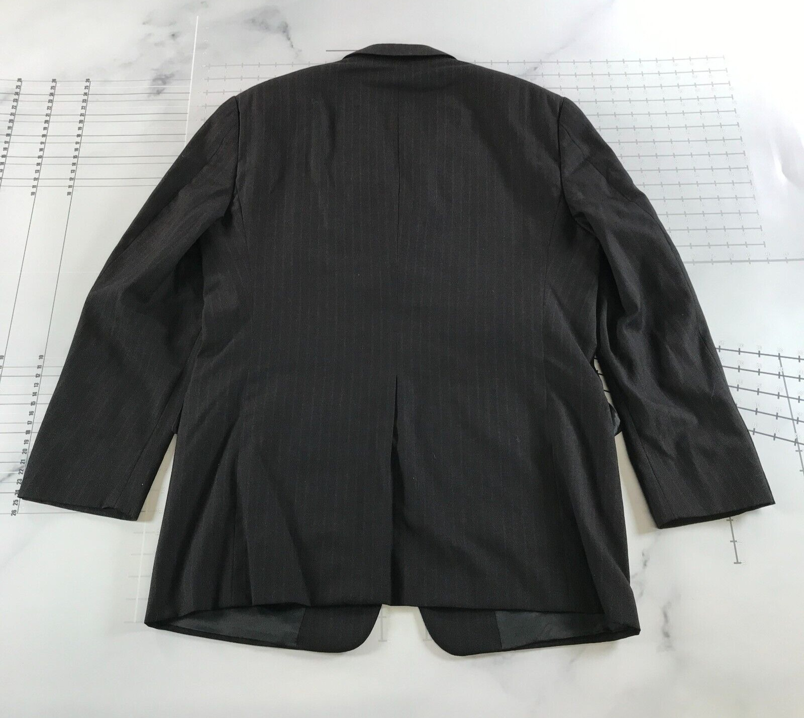 Hickey Freeman Suit Jacket Blazer Mens 41R Gray Pinstripes Two Button Wool