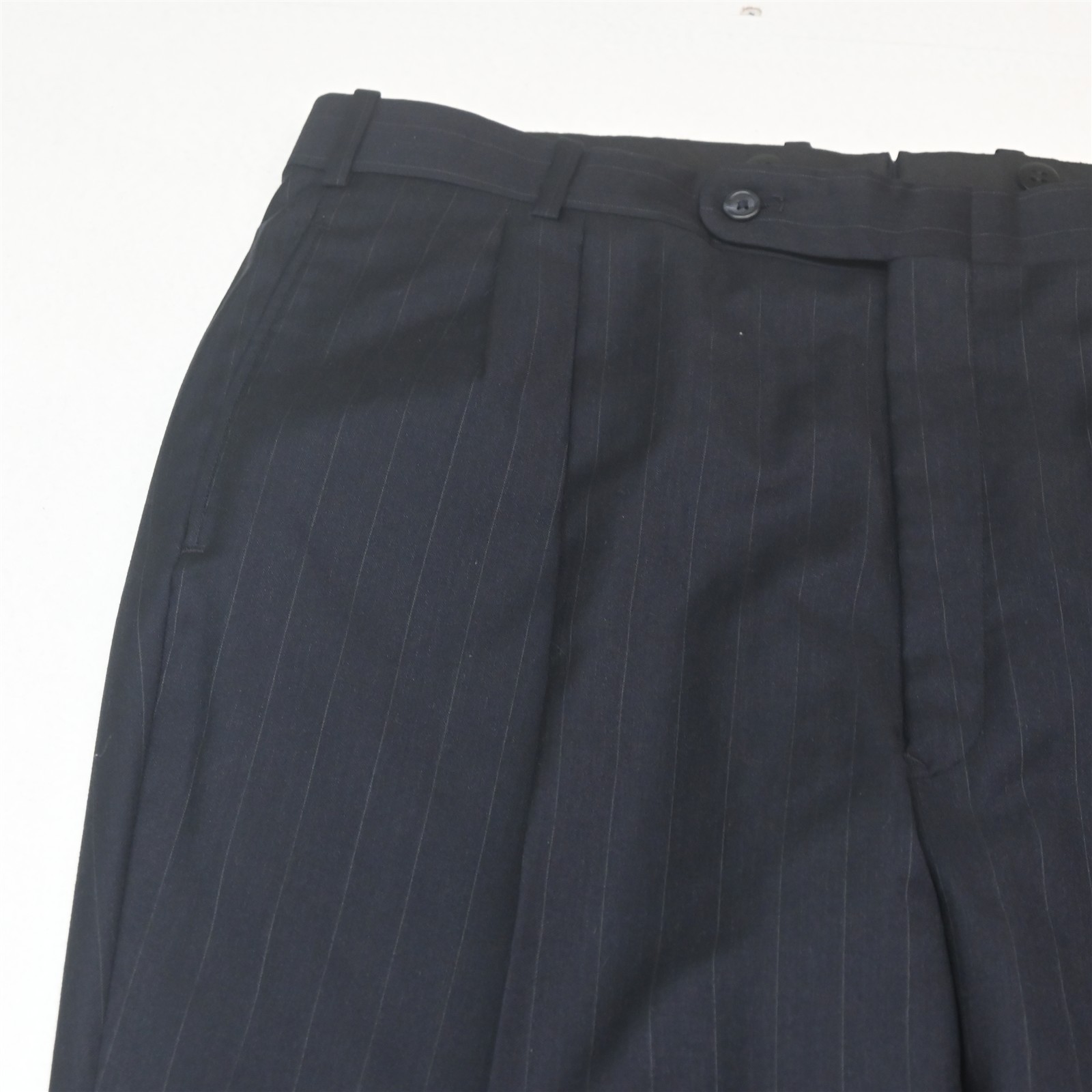 Vtg USA Made H Freeman 44R 38×30 Navy Blue Chalk Striped Wool Mens Suit
