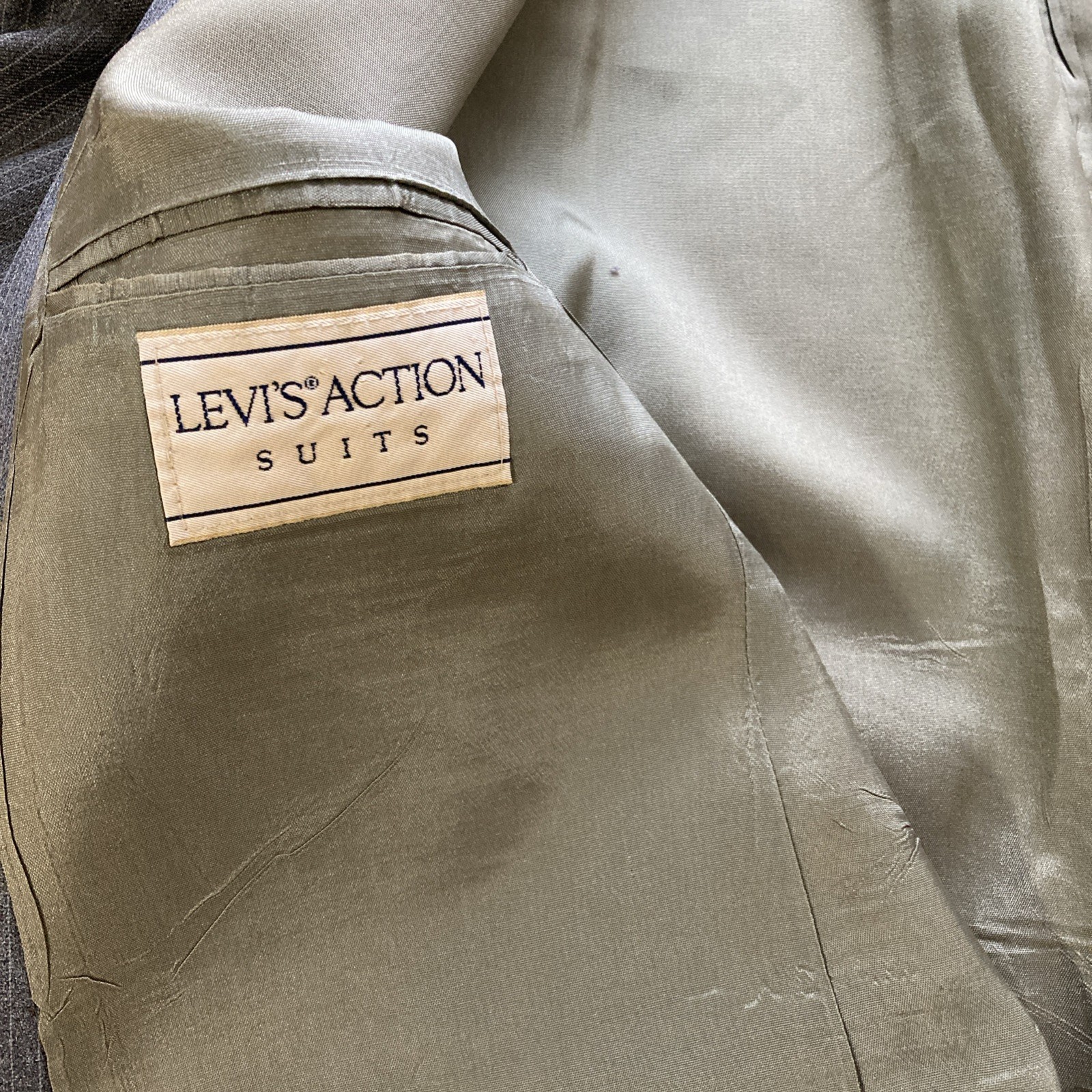 Levi’s Action Mens Vtg Suit Sz 44L 36X30 Gray Pinstripe 70s Retro Single Vented