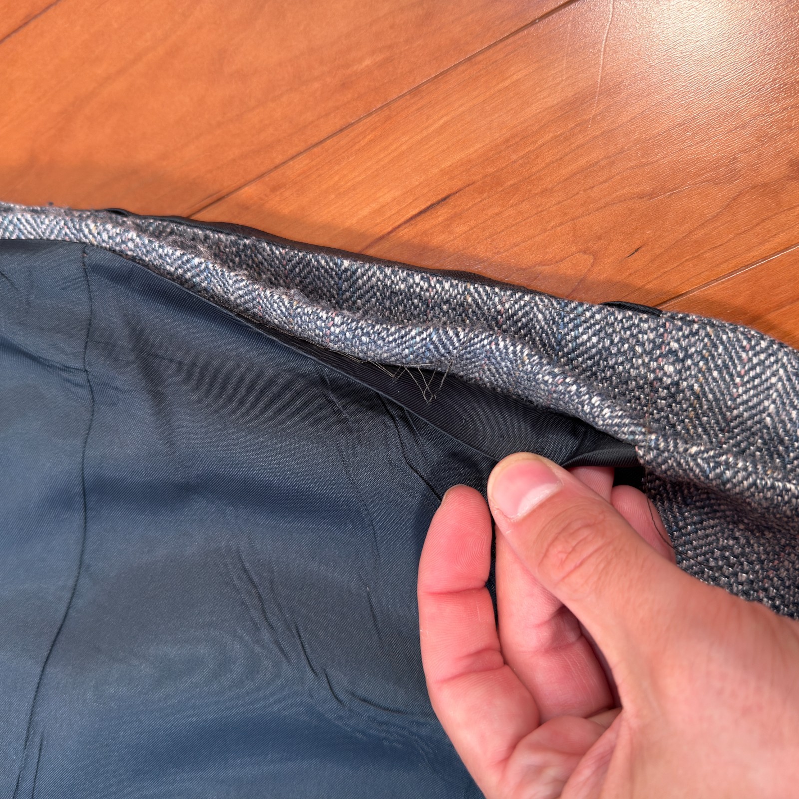 VTG Savile Row Tweed Blazer Mens 42S Gray Herringbone 2 Button Sport Coat USA