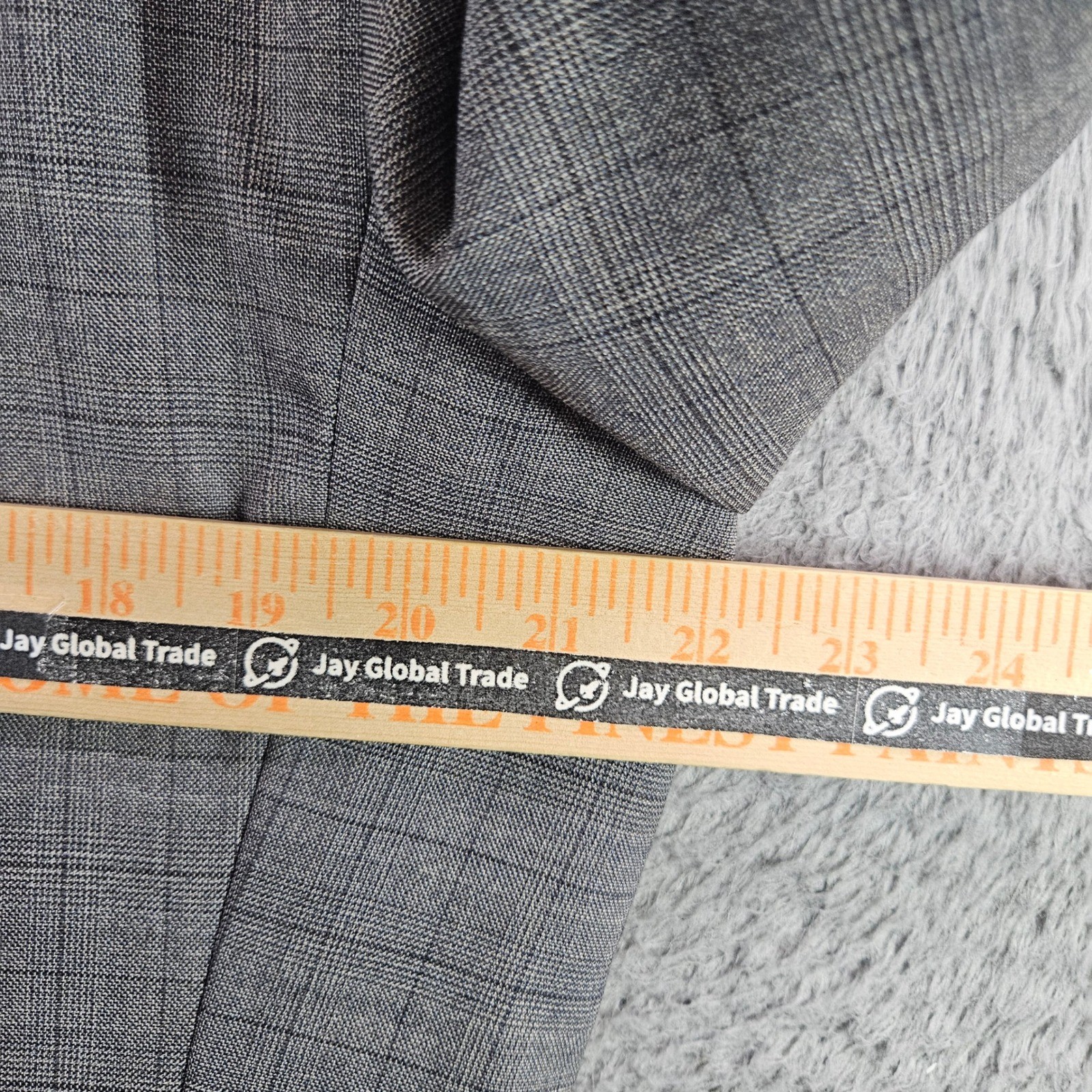 Hart Schaffner Marx Mens 41L 3 Piece Suit Grey Plaid Worsted Wool 35×30 Pants