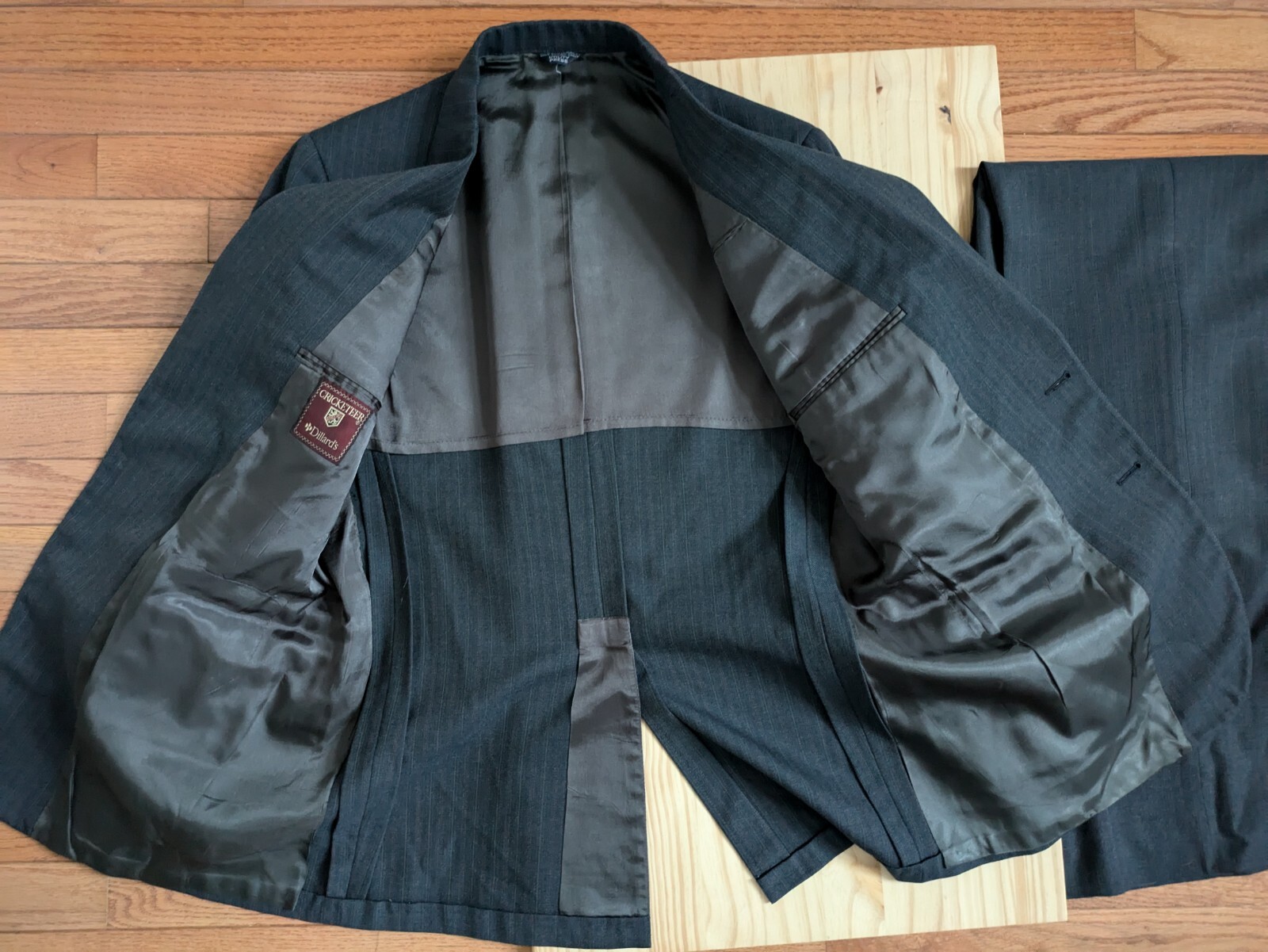 see measurements: 2-piece suit Cricketeer By Dillard’s, seems wool or wool-blend