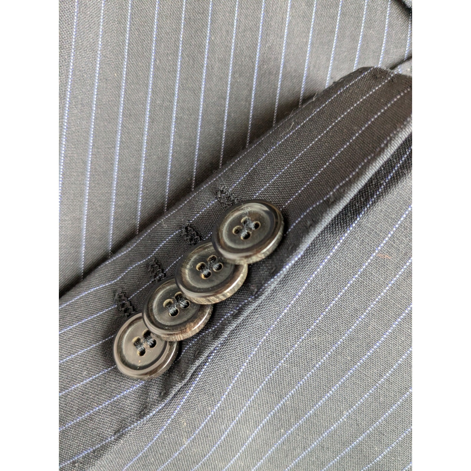 Hugo Boss Mens Gray Blue Pinstripe 100% Virgin Wool Suit Jam2 Sharp2 42R READ