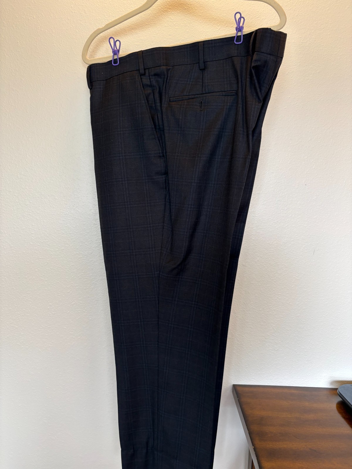REDA 1865 Wool 48S 42W 30I Grey Plaid Worn Once