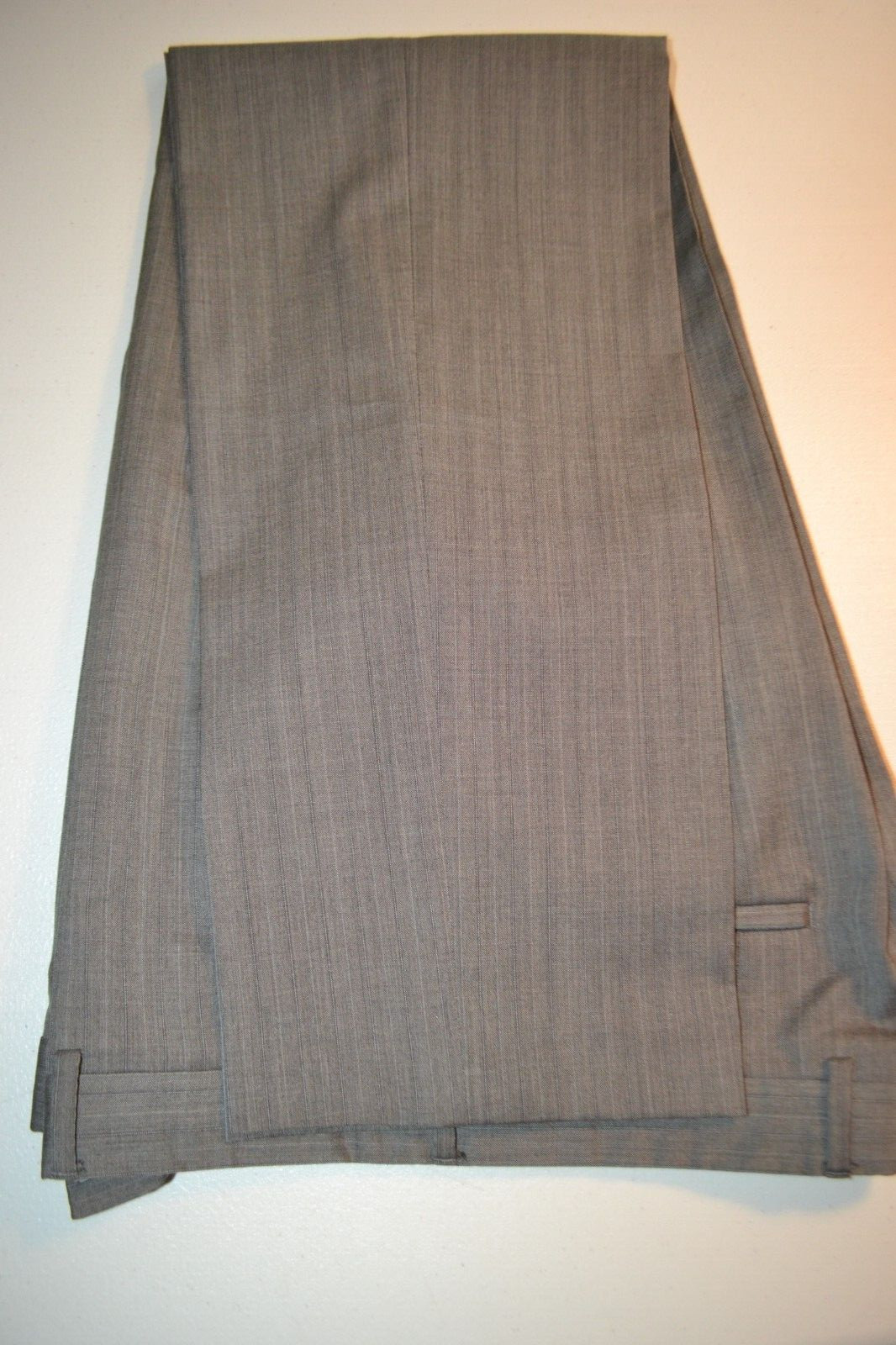 Hugo Boss Men Super 100 Wool Pinstripe 2 Front Button Suit Sz 40R Wst 34×33