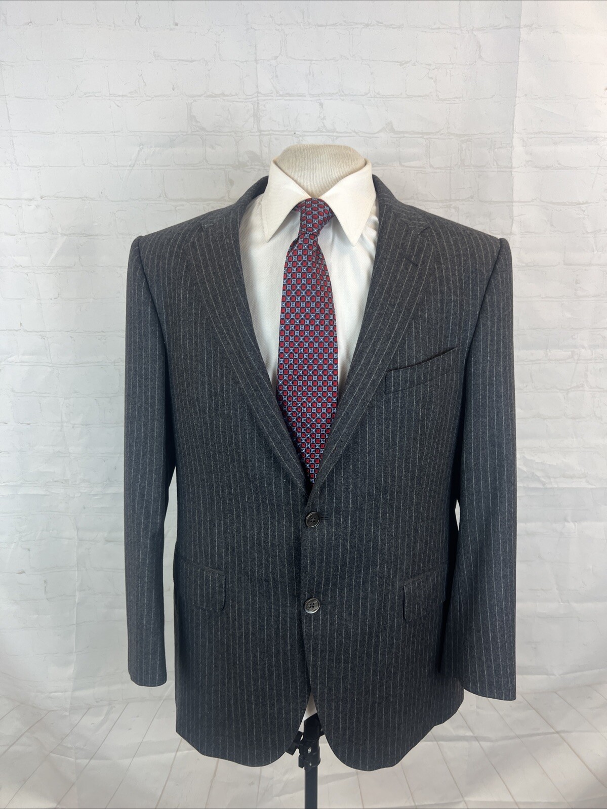 FALL/WINTER Coppley Men’s Gray Striped Wool Suit 41R 35X30 $1,895