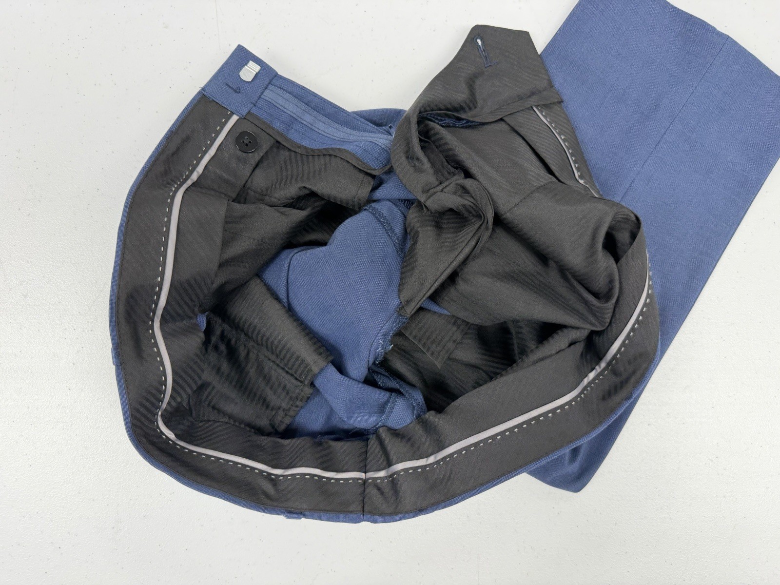 Marc NY Men’s Dark Blue Suit 40S 35X28 $498 Two Button Modern
