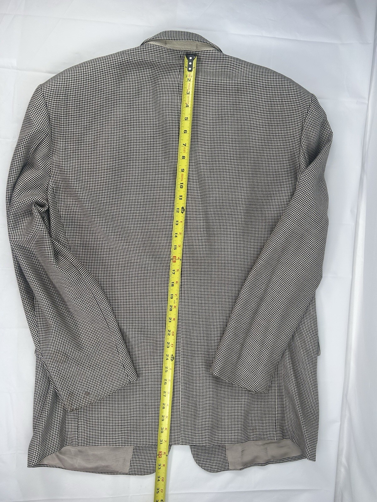 Hugo Boss Delon Sport Coat Mens Blazer Sz 46.R Silk-Wool Houndstooth Saks Fifth