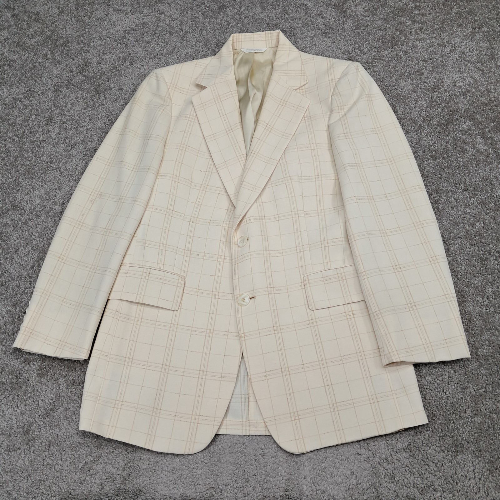 Fioravanti Men’s Ivory Windowpane Plaid Blazer 2 Button Front White Measured