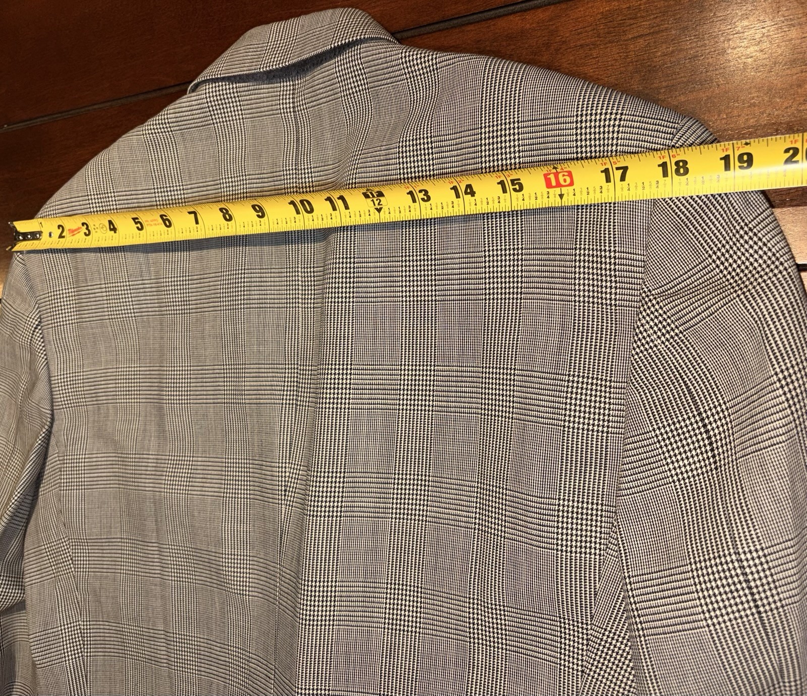 VTG Valentino Uomo Glen Plaid Light Gray Sport Coat Blazer Men’s 38R Virgin Wool