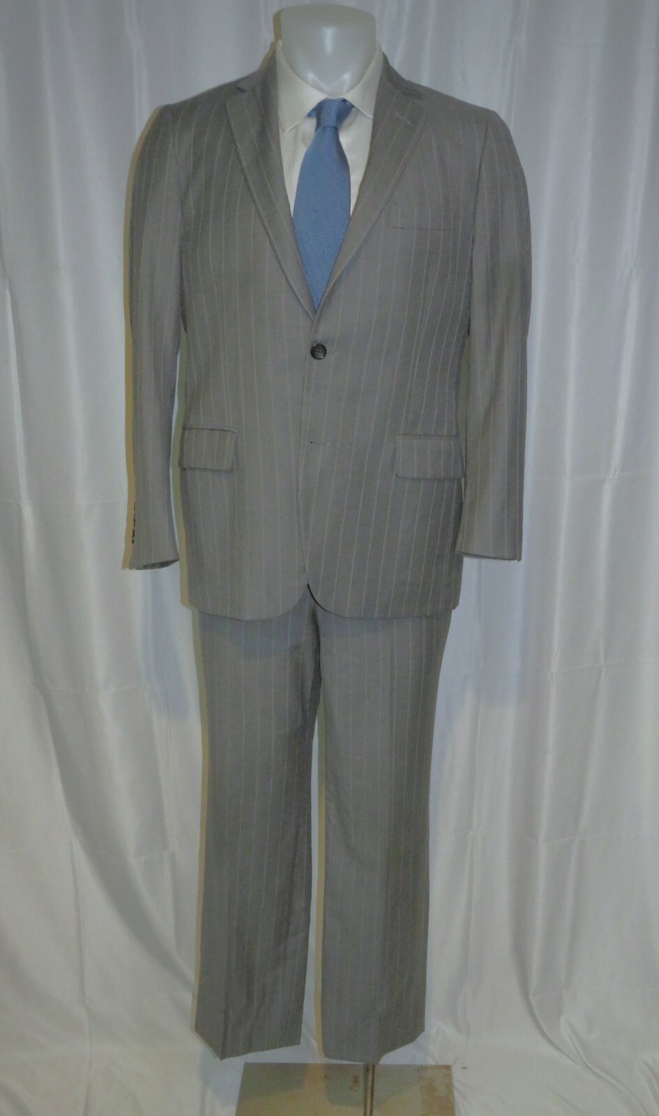 Brooks Brothers 1818 Fitzgerald Vitale VBC Pale Gray Striped Two Button Suit 40R