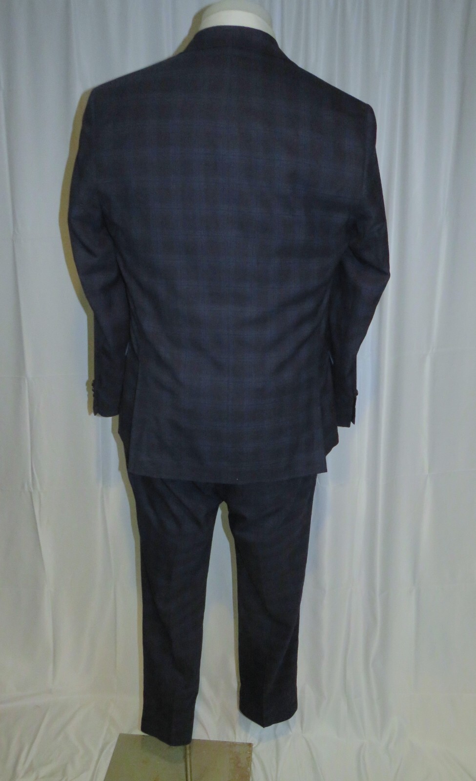 Charles Tyrwhitt Merino Wool Blue Plaid Two Button Suit 42R NWOT