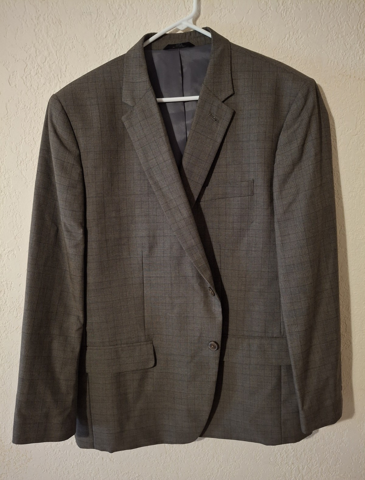 Haggar Men’s Gray Check Tuxedo Suit Jacket 48R Tailored Fit Notch Lapel