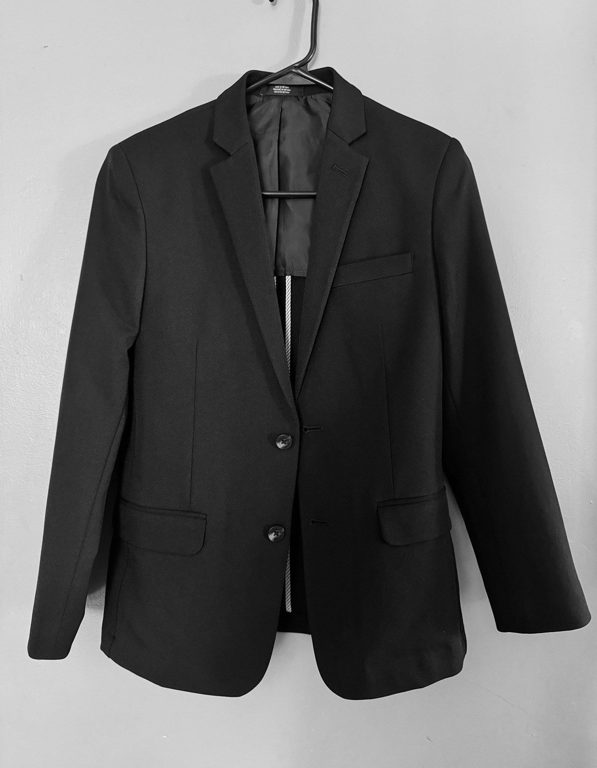IZOD Boy’s Black 2-Piece Suit Husky Fit Size 12 14 Regular Two-Button Lapel
