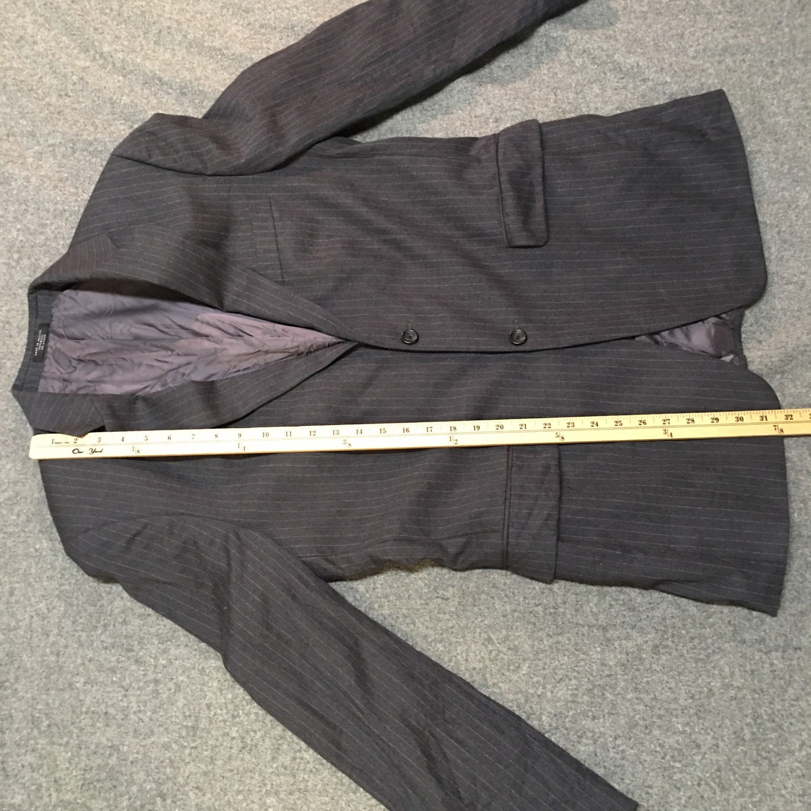 Jones New York City Suit Mens 42R 36×30 Charcoal Gray Pinstripe 100% Wool 2pc