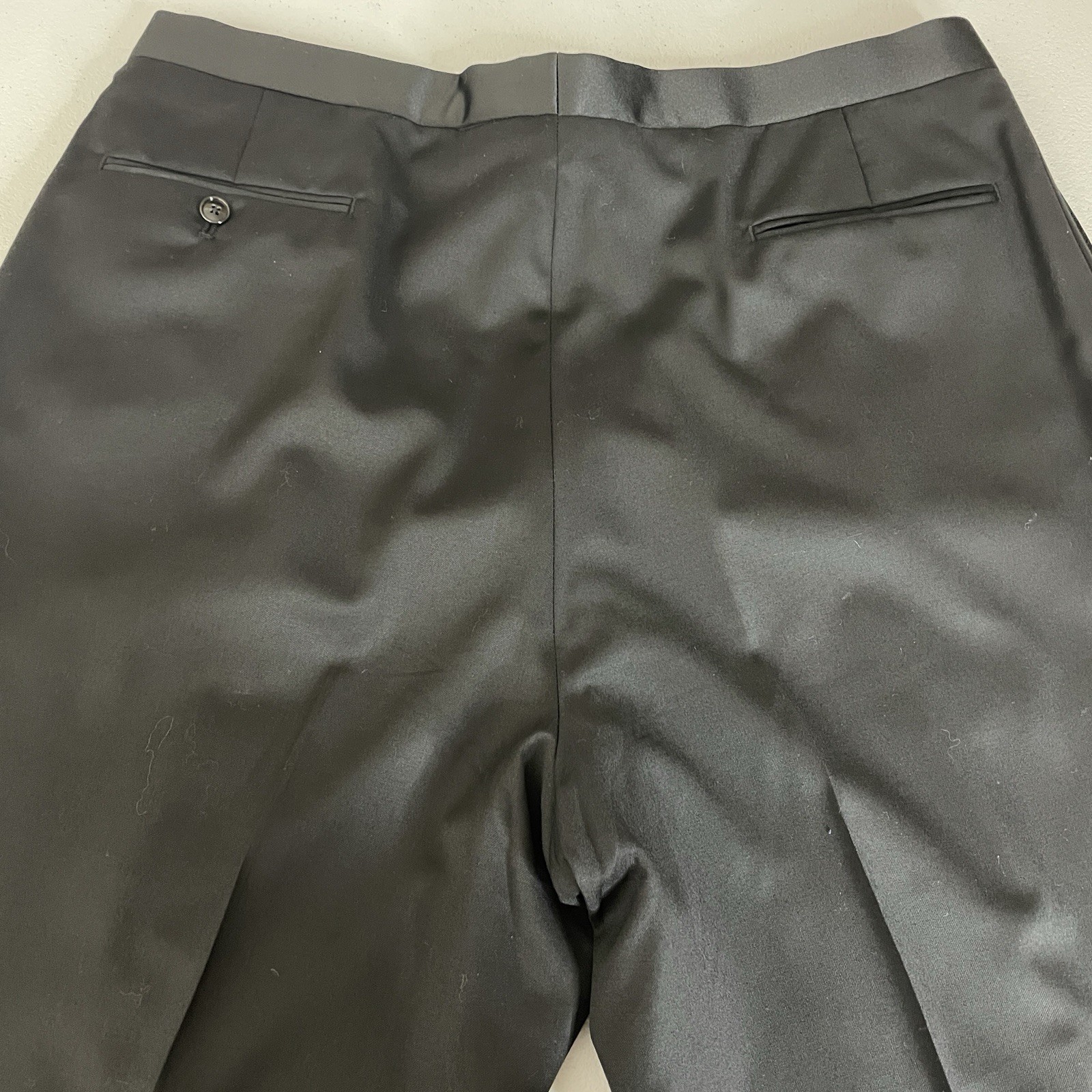 JNY Jones New York 2 Piece Tuxedo Suit Mens 46L 38×33 Black Wool Two Buttons