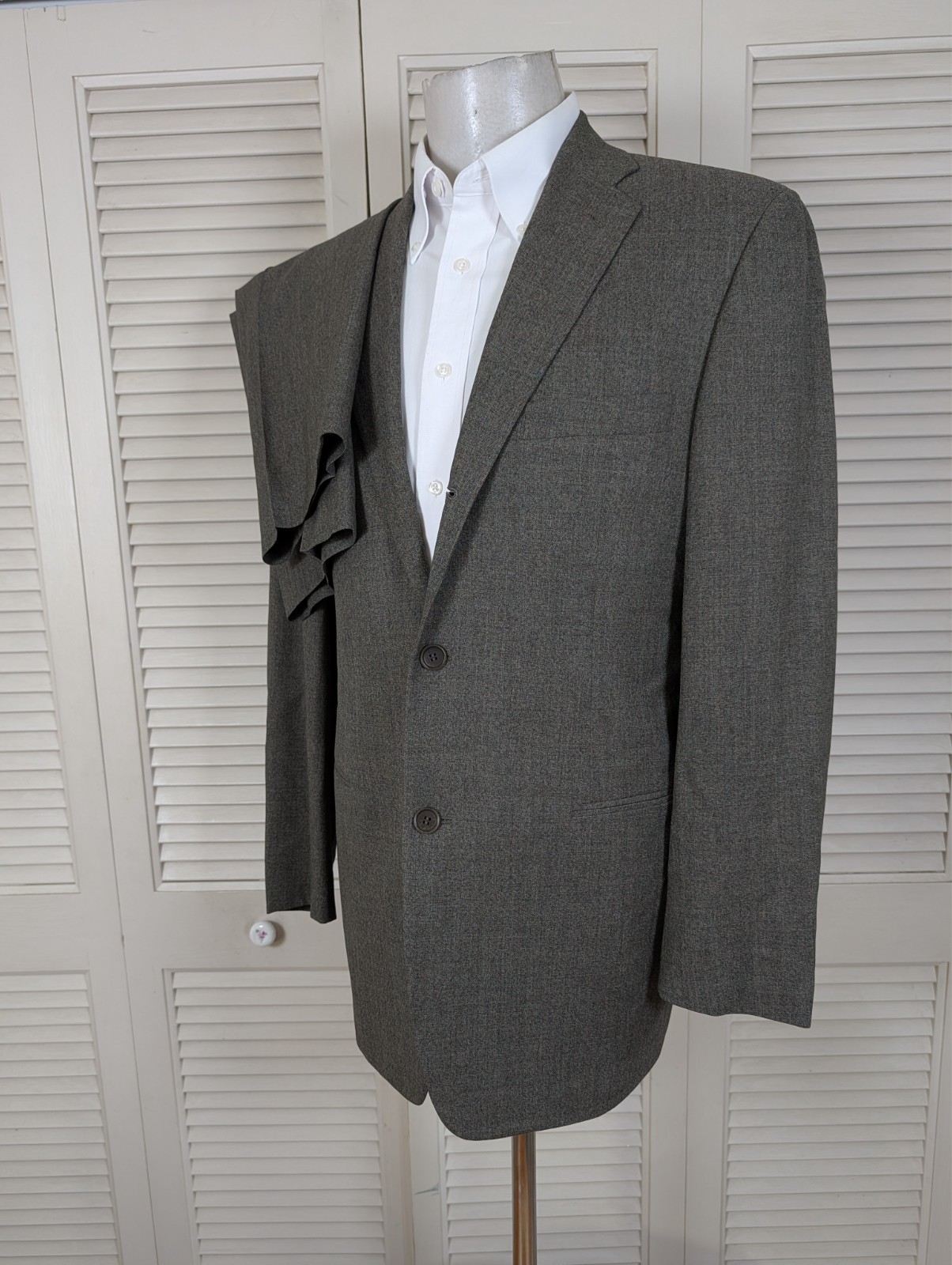 Vestimenta 2 Piece Suit Mens 42R Pants 34×32 Solid Brown Gray Wool