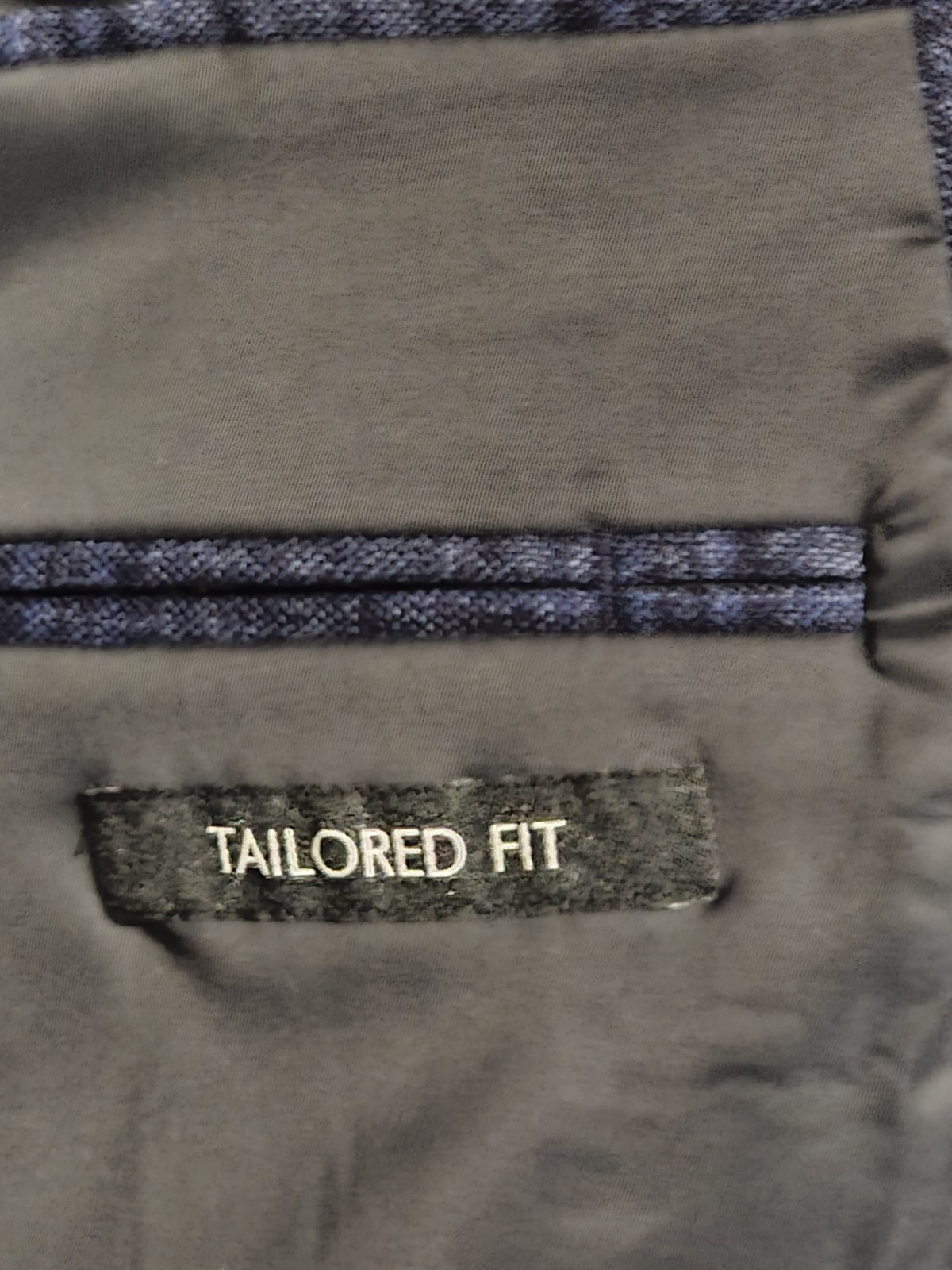 JOS A BANK Blazer Men’s 46S Tailored Fit Wool Navy & Blue Checks