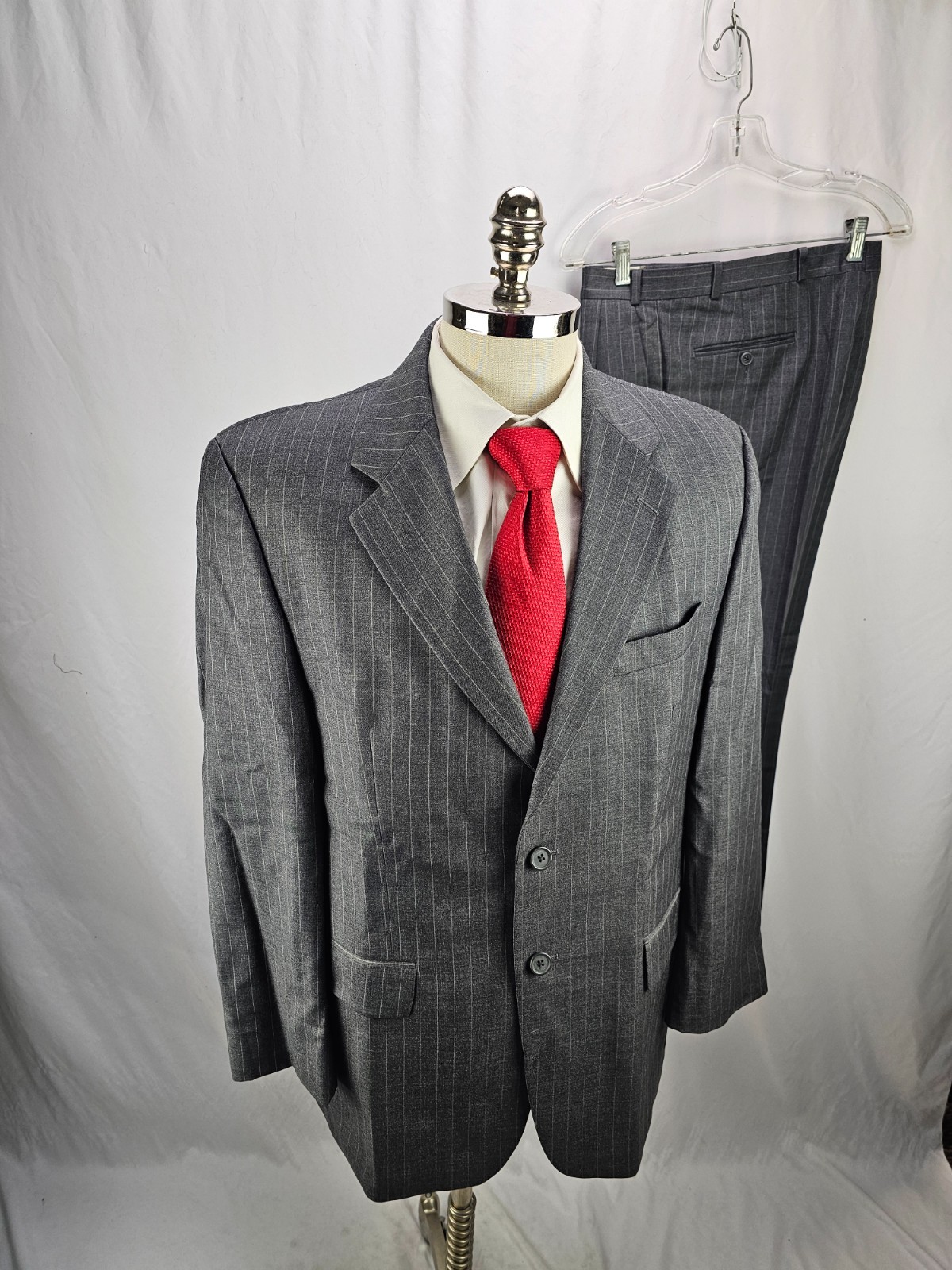 Chaps Ralph Lauren Men’s Gray Striped Wool Cashmere Blend Suit 41R 36×31