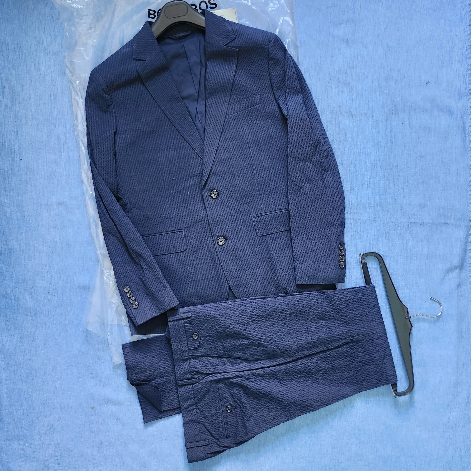 Bonobos 40R 32W Slim Italian stretch seersucker suit navy black