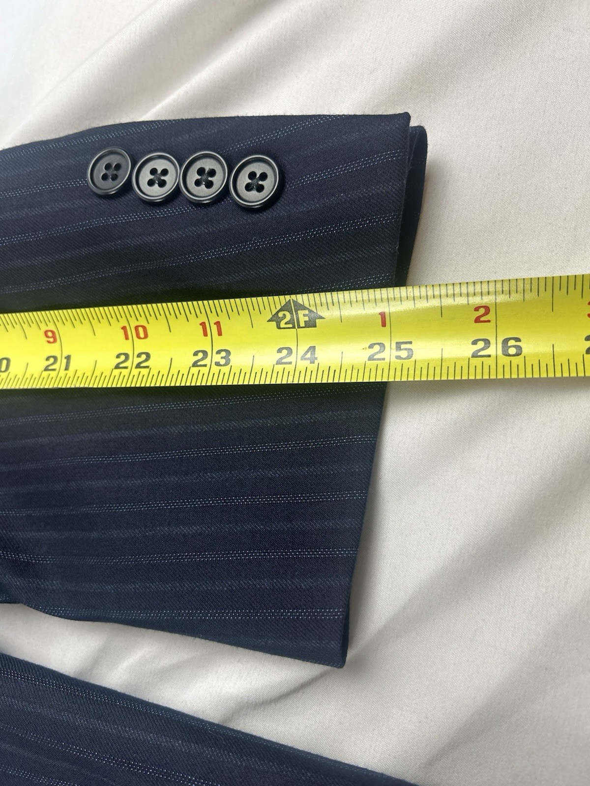 Hart Schaffner Sport Coat Mens Size 40.R Suit Blazer Navy Blue stripes Slim Cut