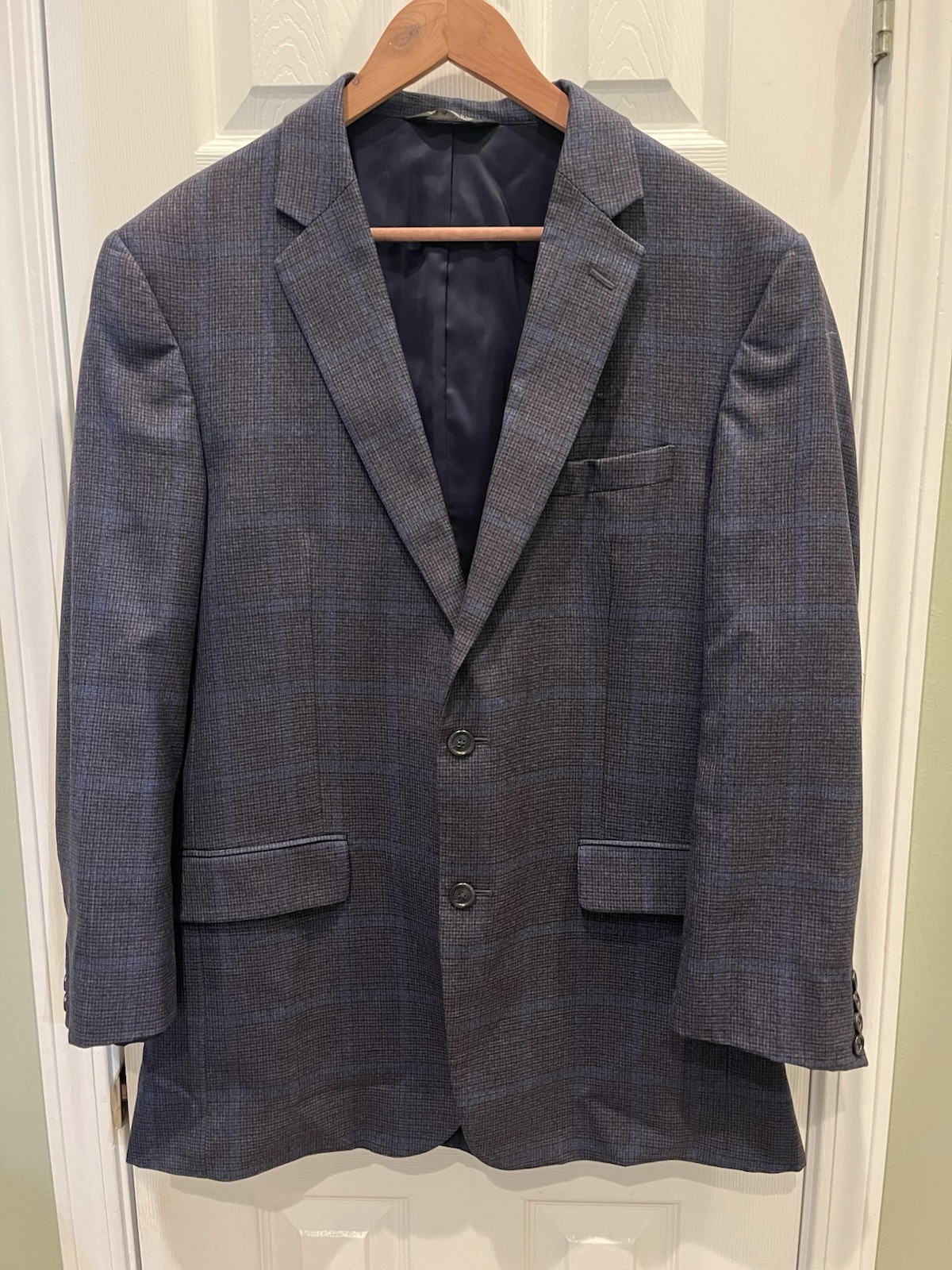 Jos A Bank 42L Traveler 100%Wool Blazer Plaid Check Jacket Sport Coat Navy READ!