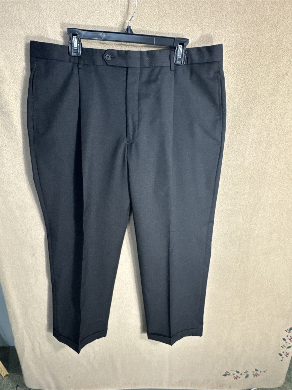 Tommy Hilfiger 44S Charcoal 2 Piece Suit 37×28 2 Button Wool Mexico Single Pleat