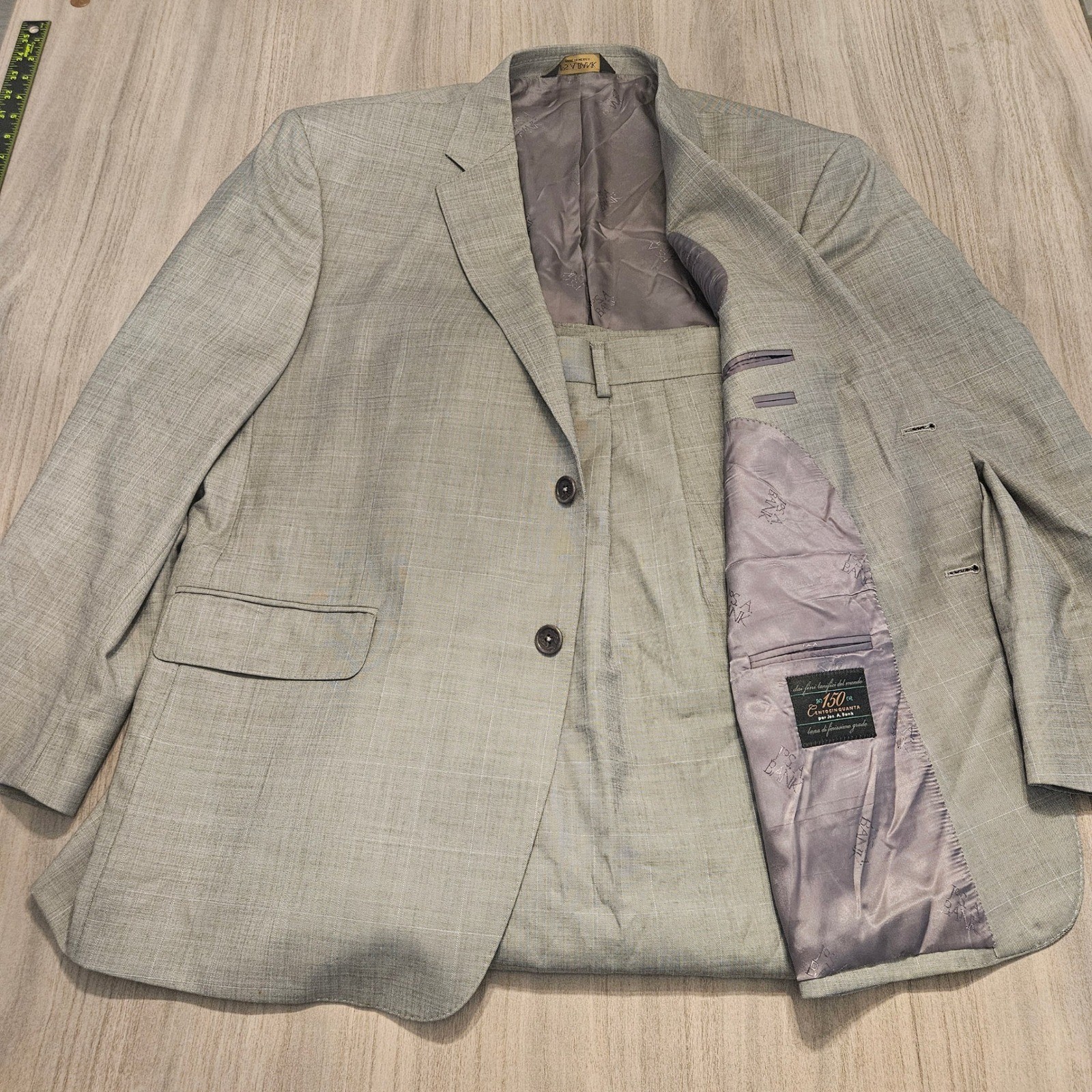 Jos. A. Bank 150s Wool Suit 46 Short 40 Waist Grey Glen Plaid Pleated Cuffed