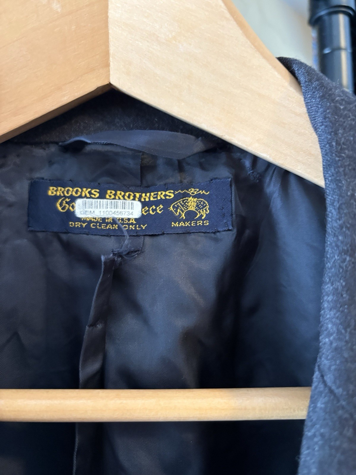 Brooks Brothers Men’s Golden Fleece Twill 2-Button Made in USA 42 Regular