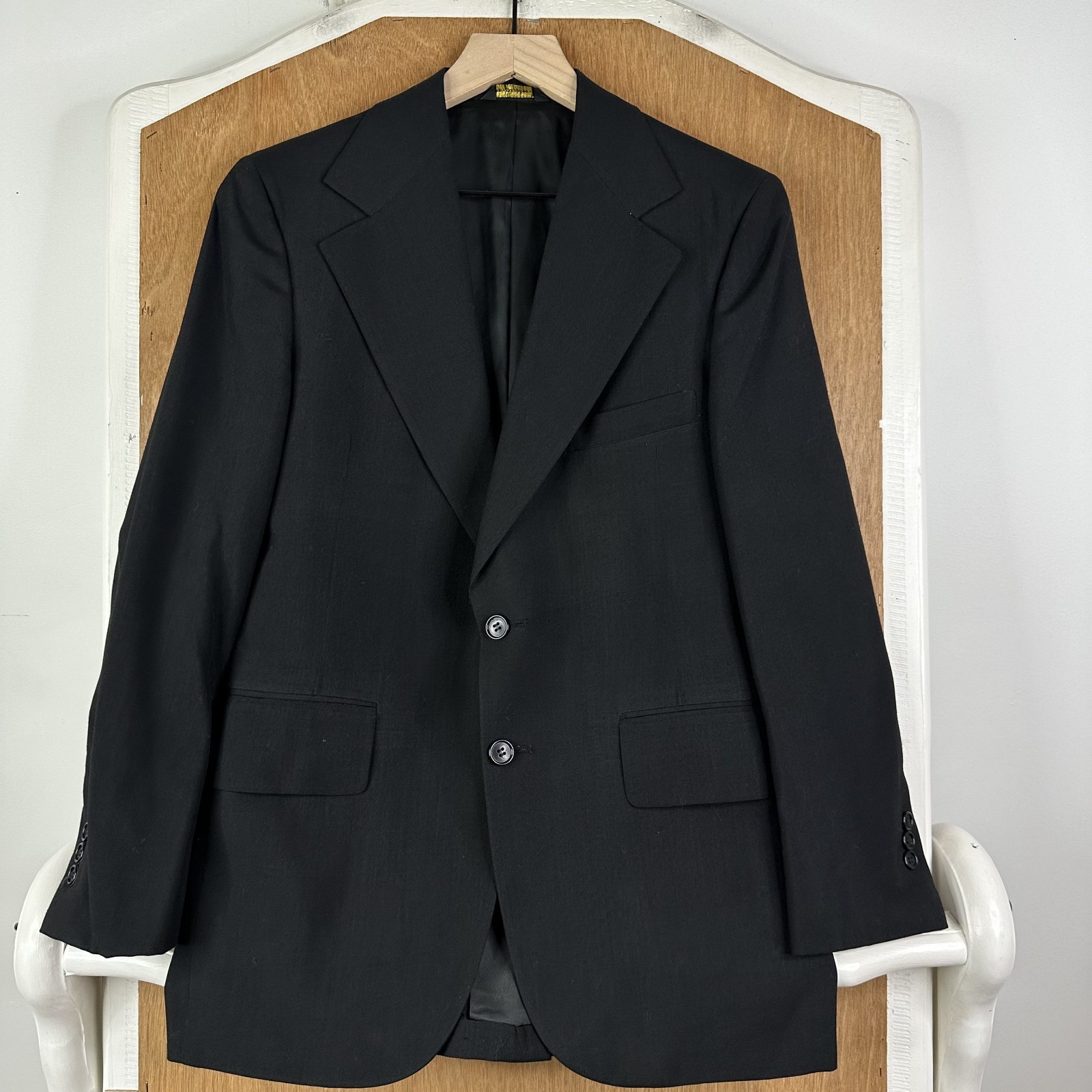VTG Hughes & Hatcher Suit Mens 38R Black 2 Button Wool 32×28 Wide Notch 1960s