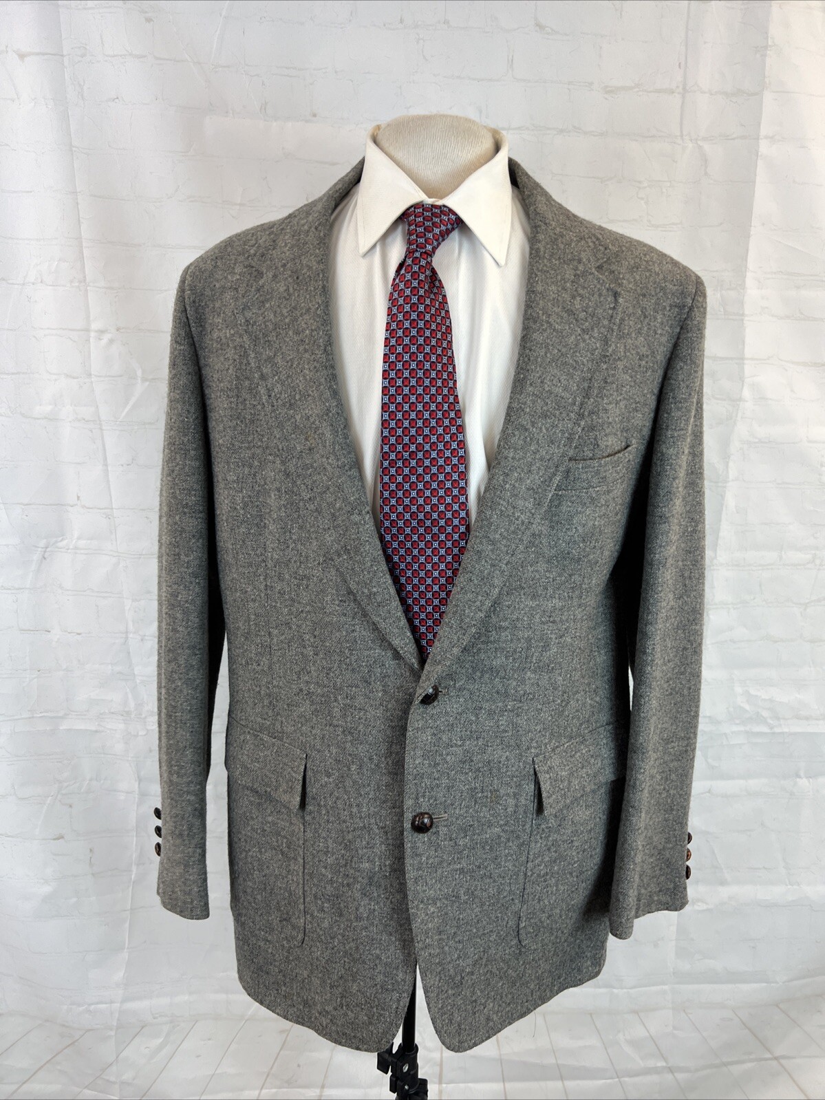 FALL/WINTER Custom Made Men’s Gray Solid Wool Blazer 44R $495