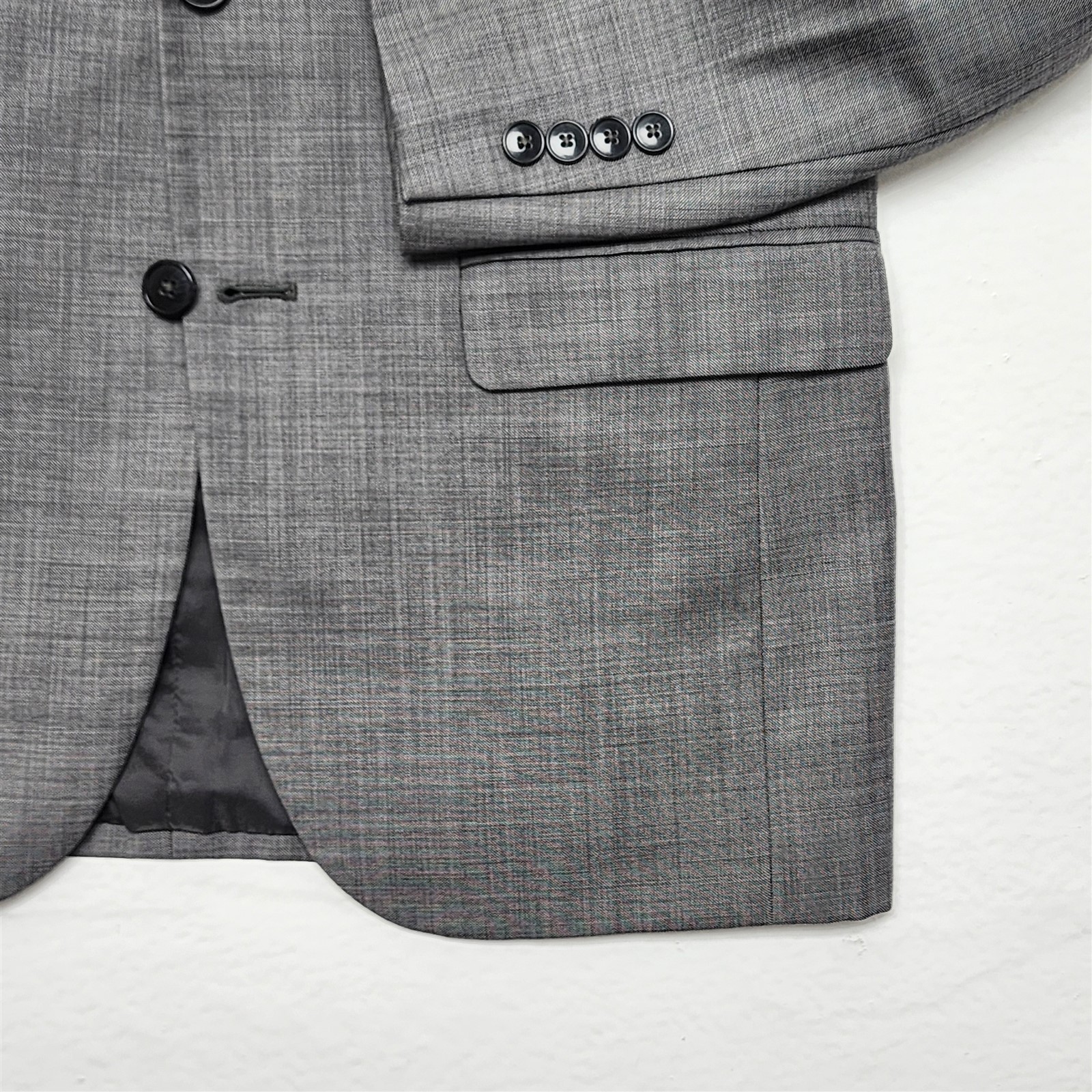Jos A Bank 39R 33×30 Gray Sharkskin 100% Wool Traveler’s Slim Jacket Pants Suit